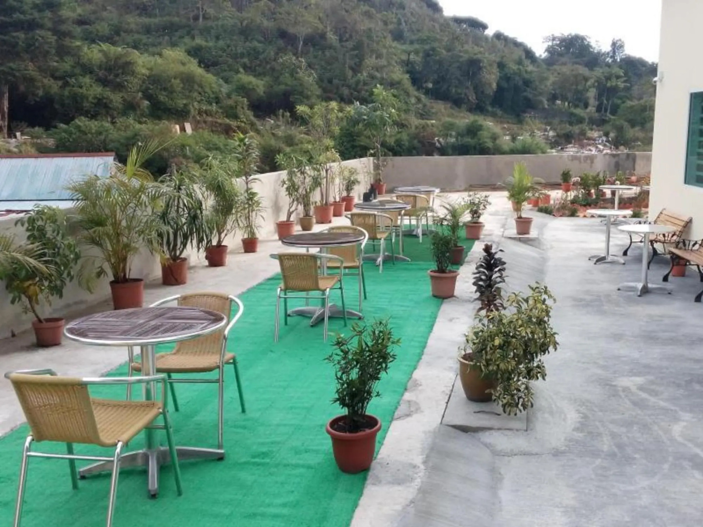 Sam Jade Guest House