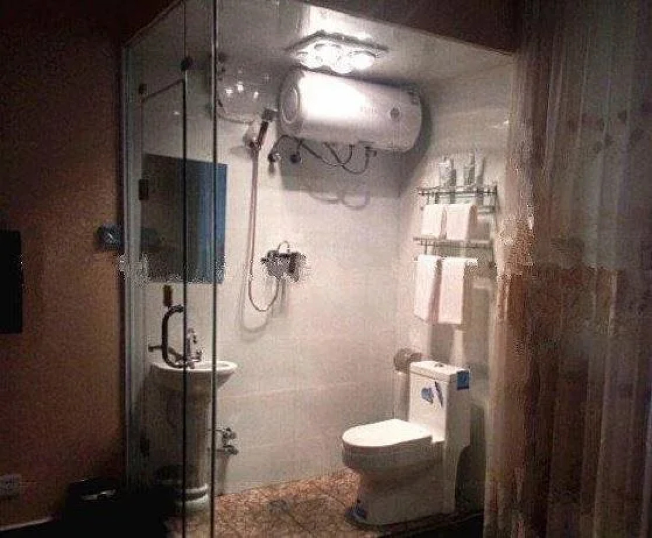 Konggang New City Wanhe Huaju Hotel