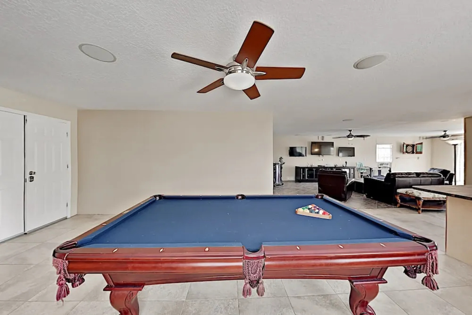 Immaculate Canal W/ Pool, Dock & Game Lounge 4 Bedroom Home