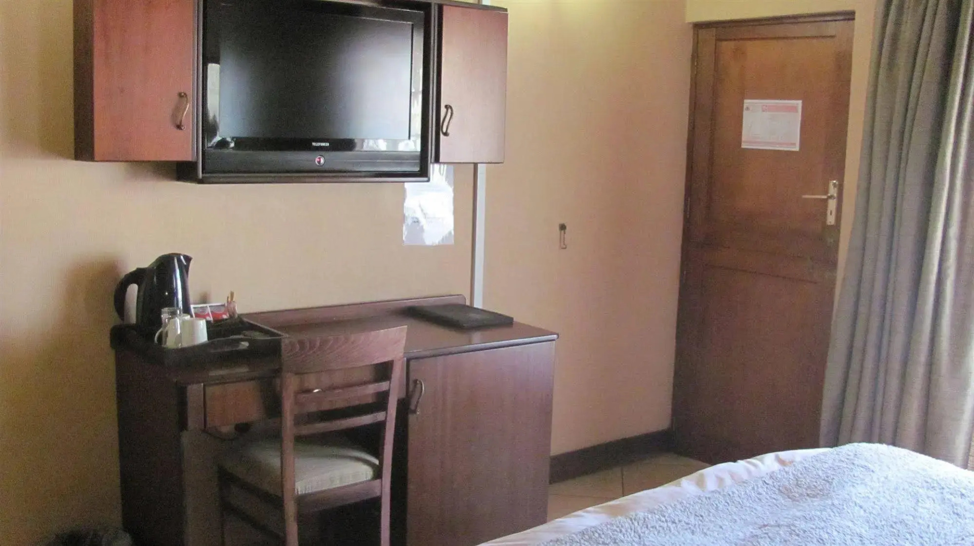 Flamingos Nest Guest House