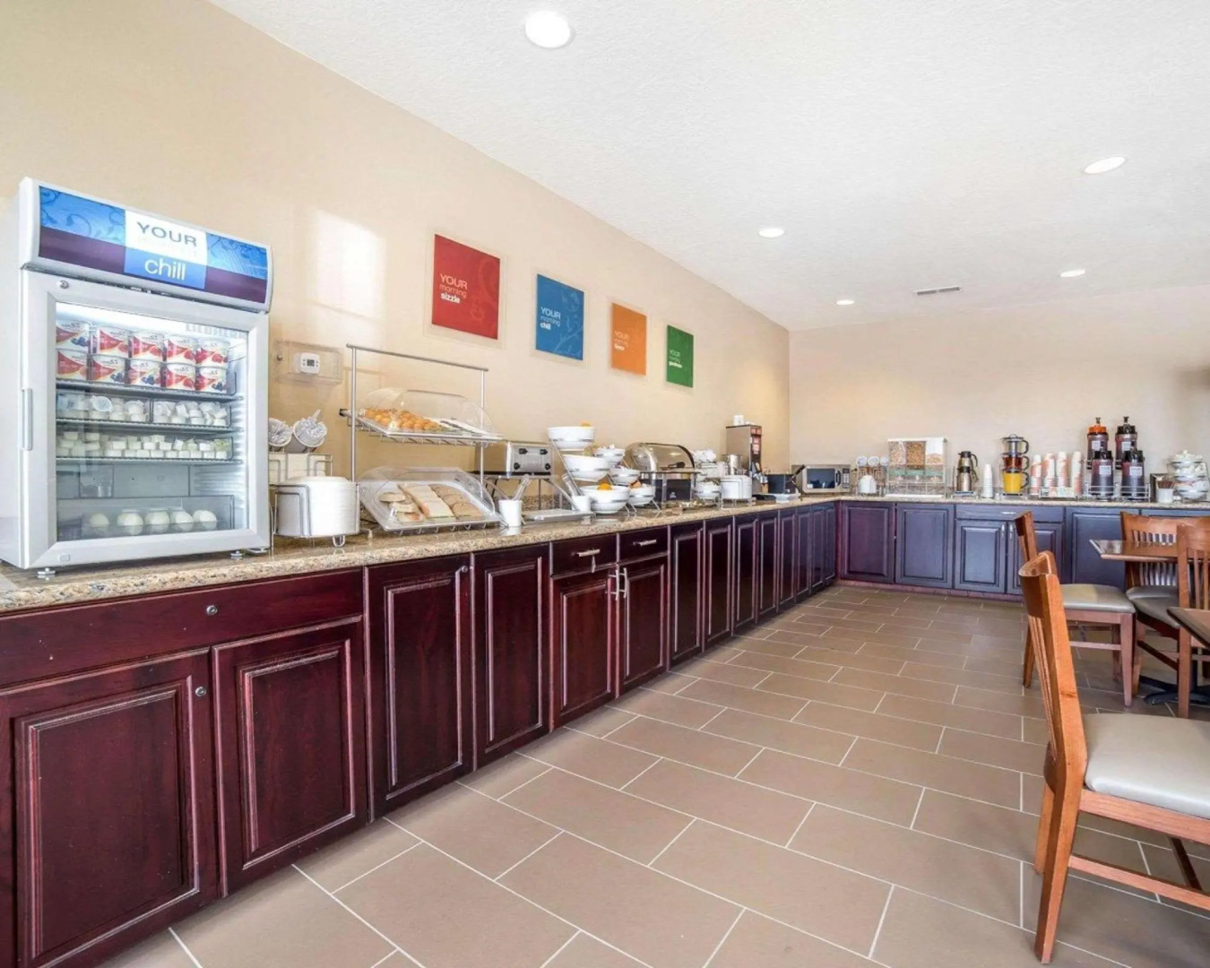 Country Inn & Suites