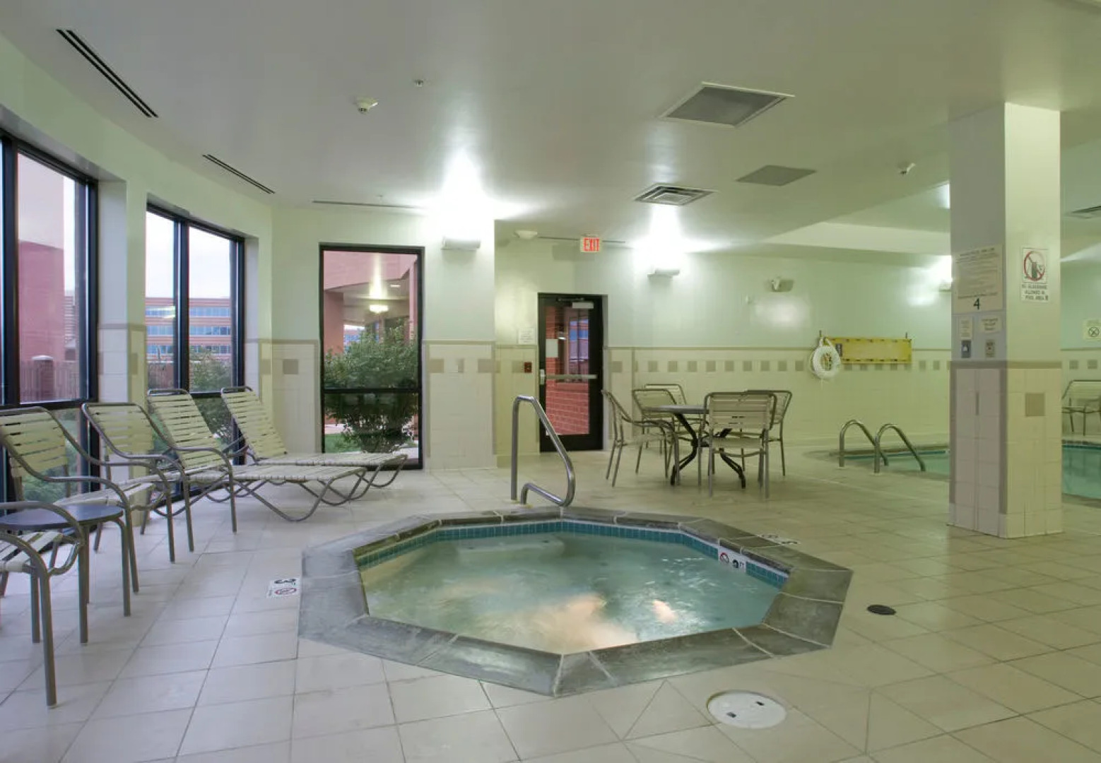 Courtyard Cincinnati North at Union Centre