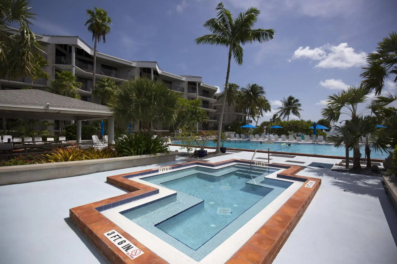 1800 Atlantic Suites