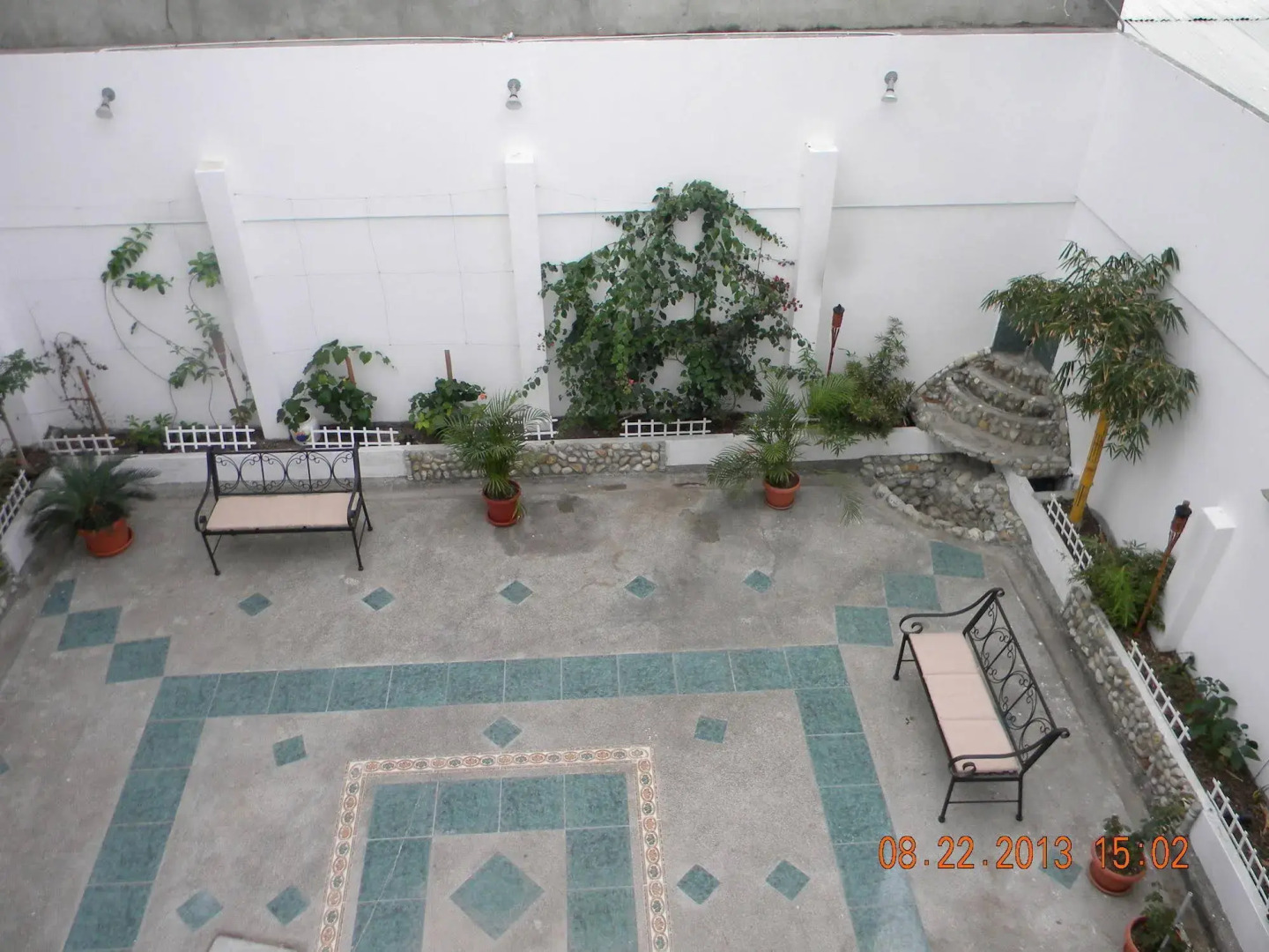 La Victoria Guest House