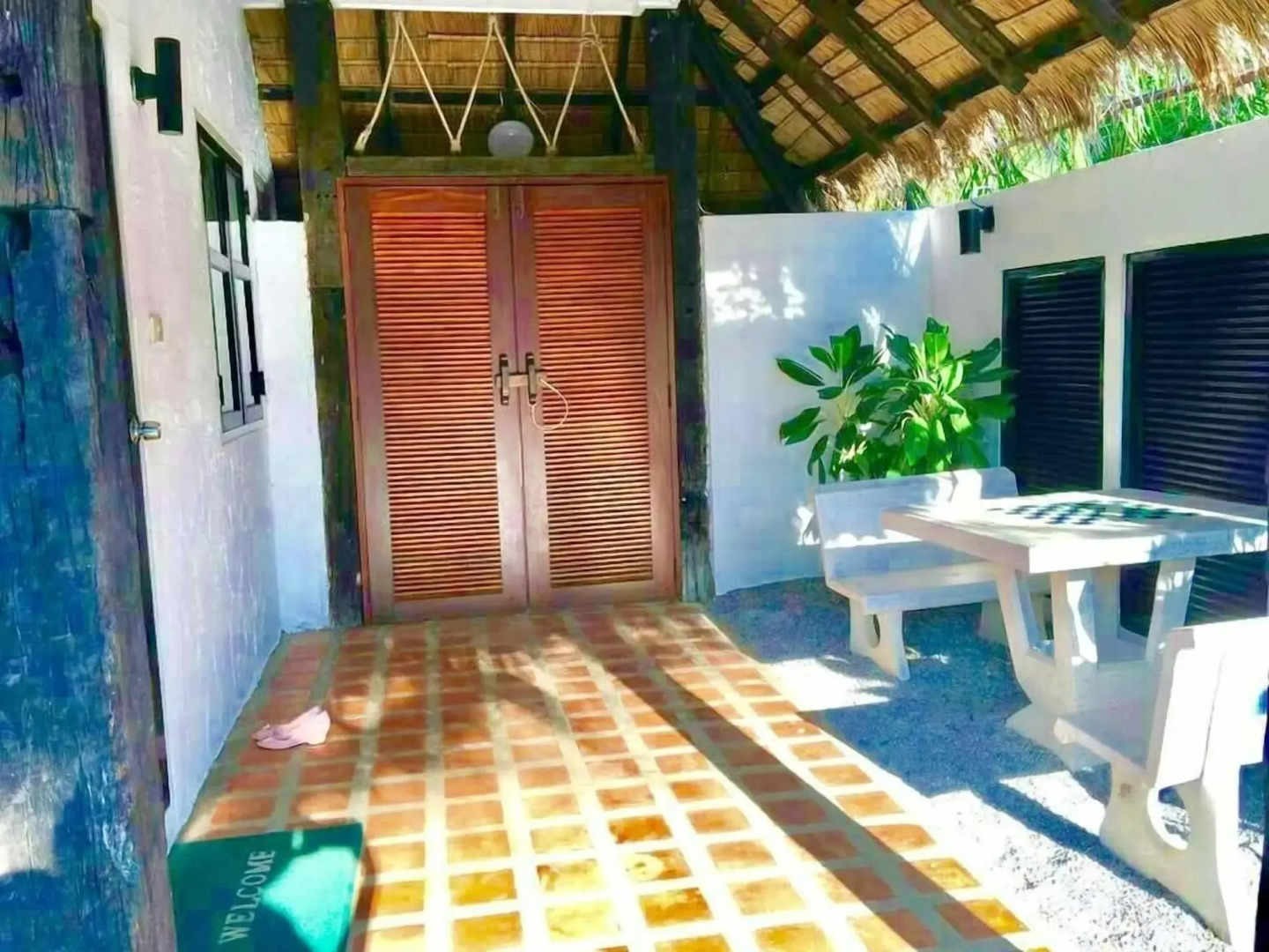 Lawana Escape Beach Resort