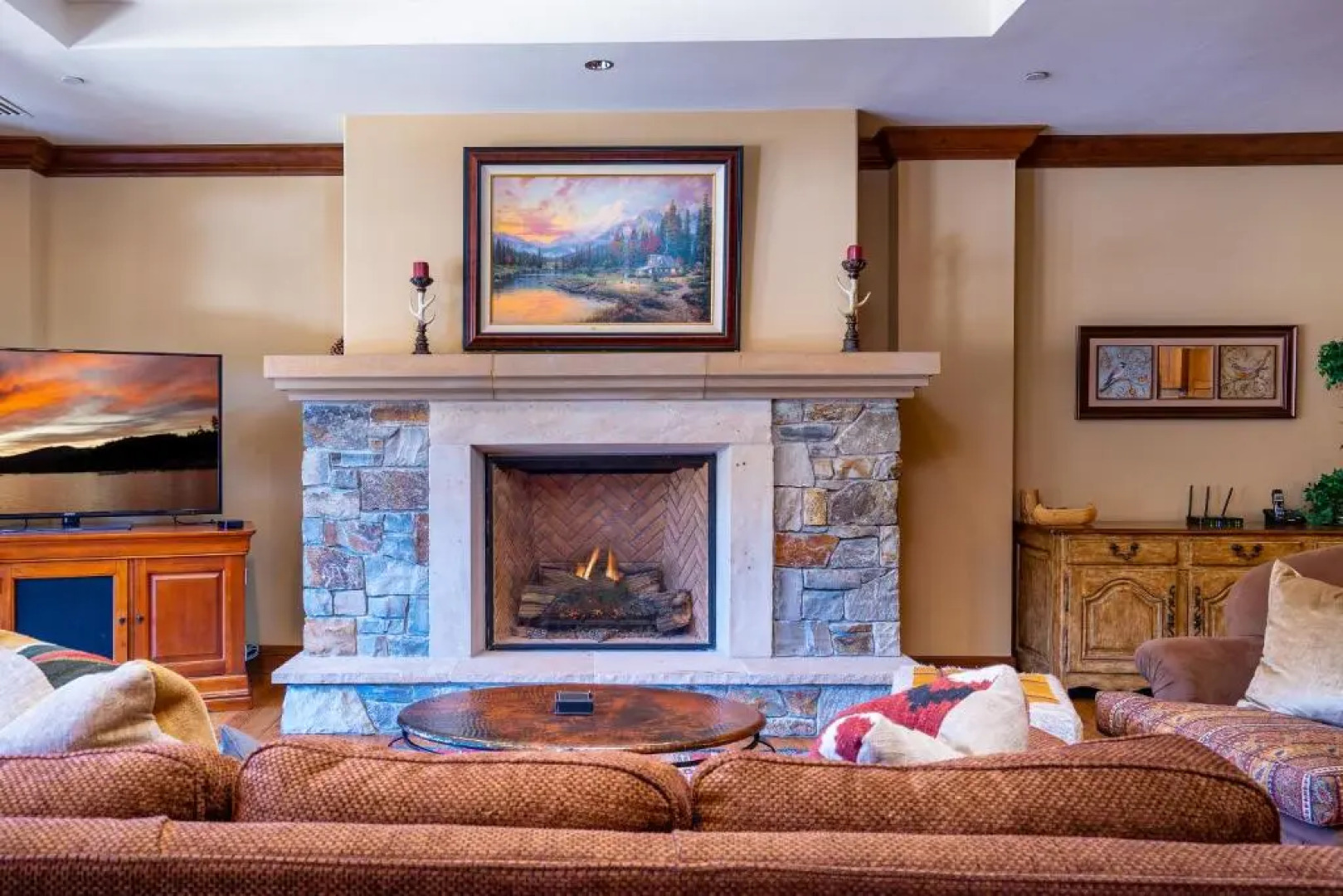 Reduce Rates w/ Skating Rink View in Northstar Village! Great Bear 404