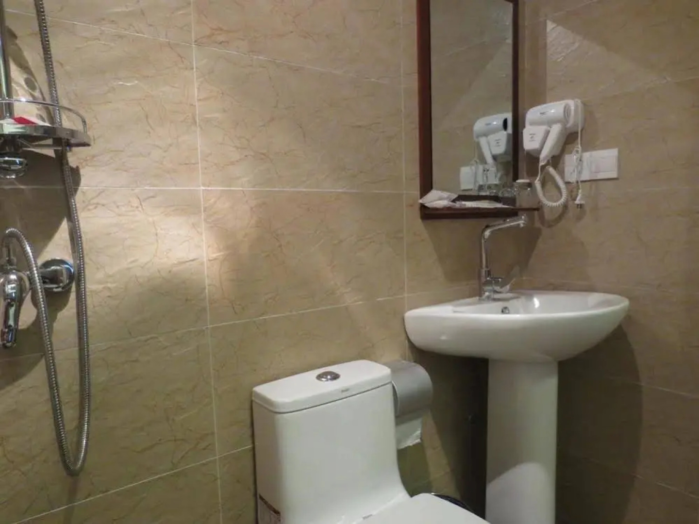 Mount Emei Longxinfang Garden Inn