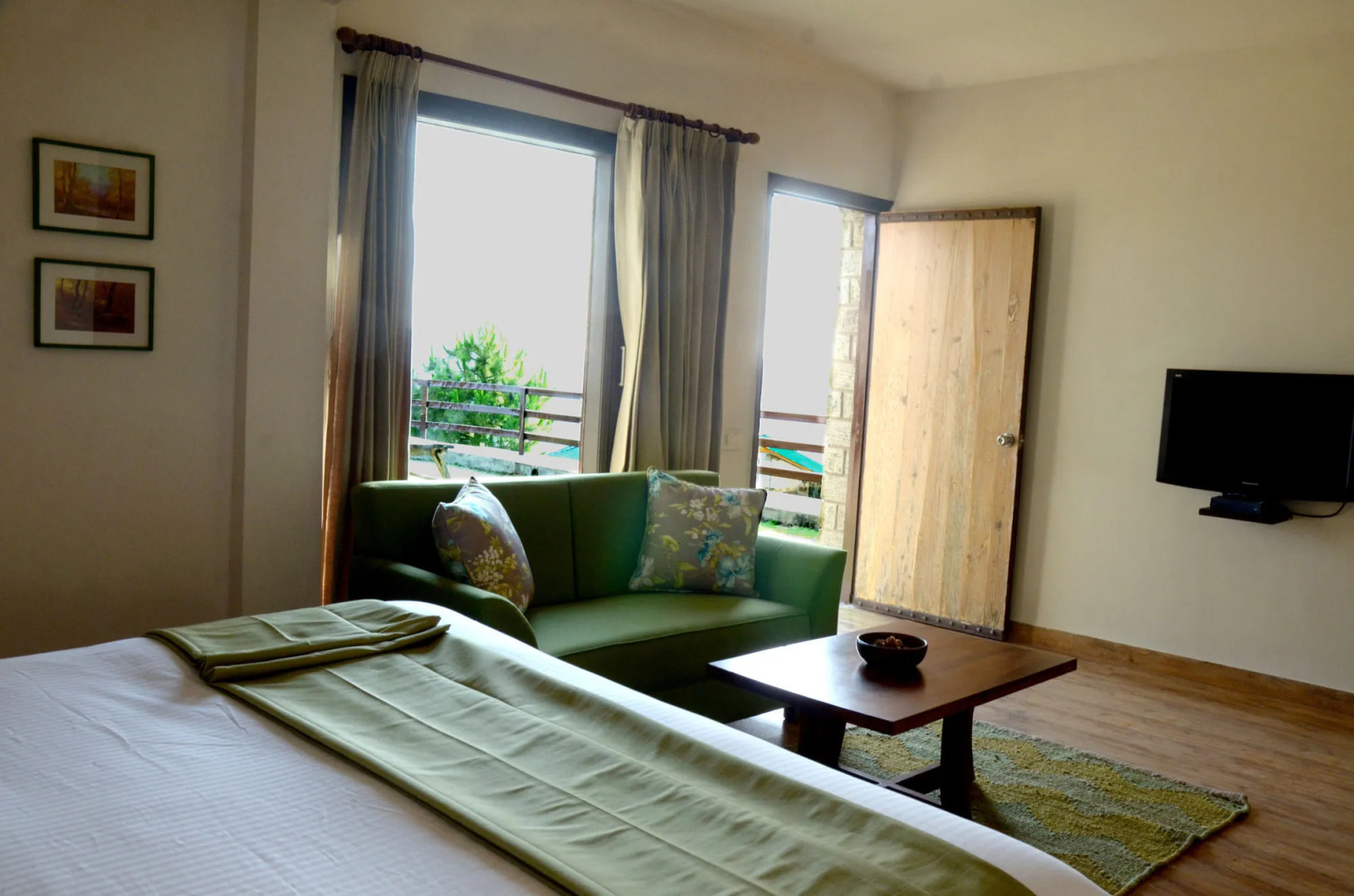 WoodSmoke resort & Spa