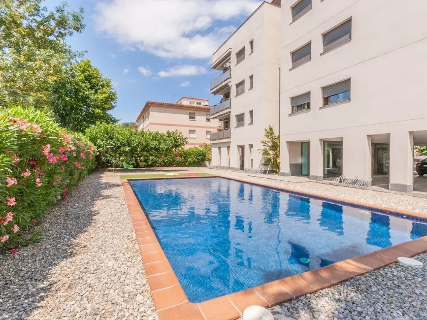 Wonderful Apartment in St Pere Pescador With Communal Pool