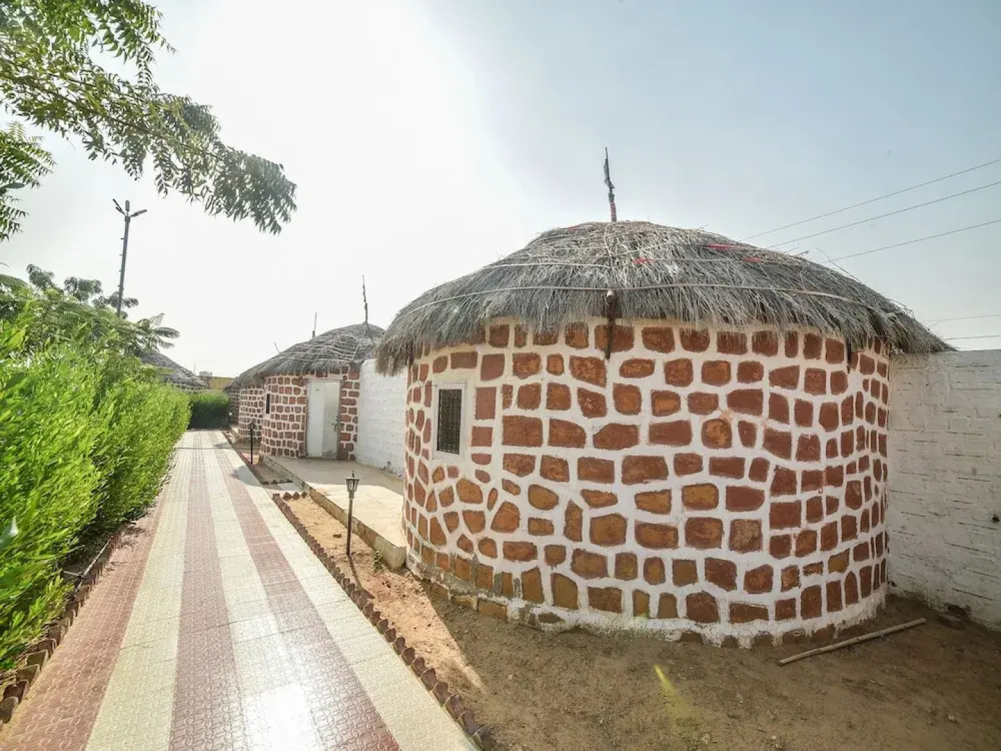 Kf Resorts By OYO Rooms