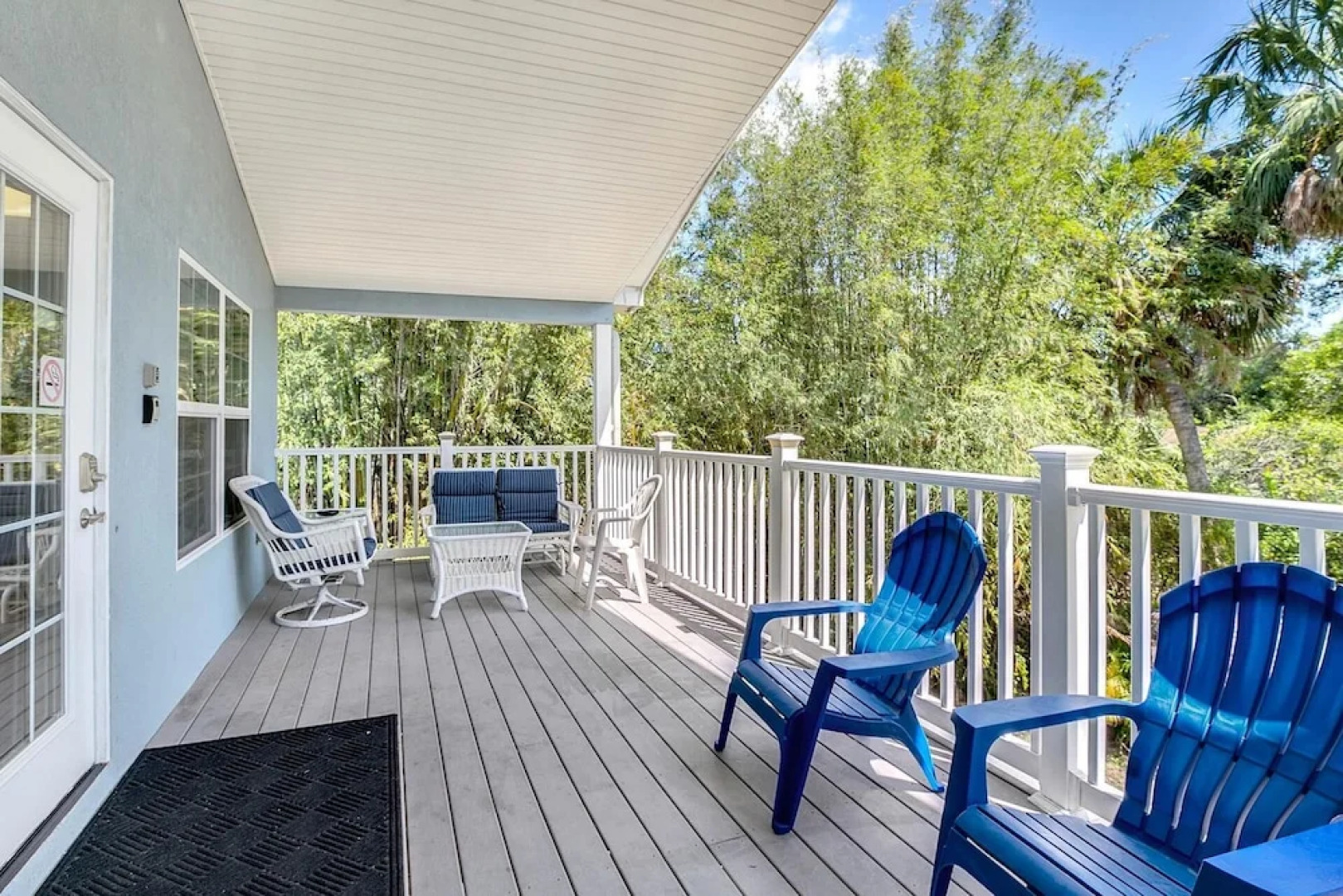 4BR Beach-Central Duplex by RedAwning