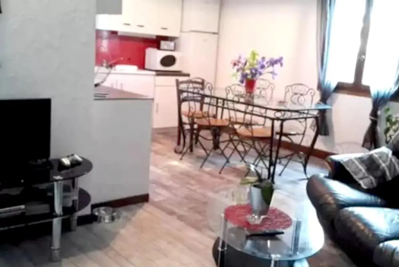 House With 3 Bedrooms in Villeneuve, With Enclosed Garden and Wifi