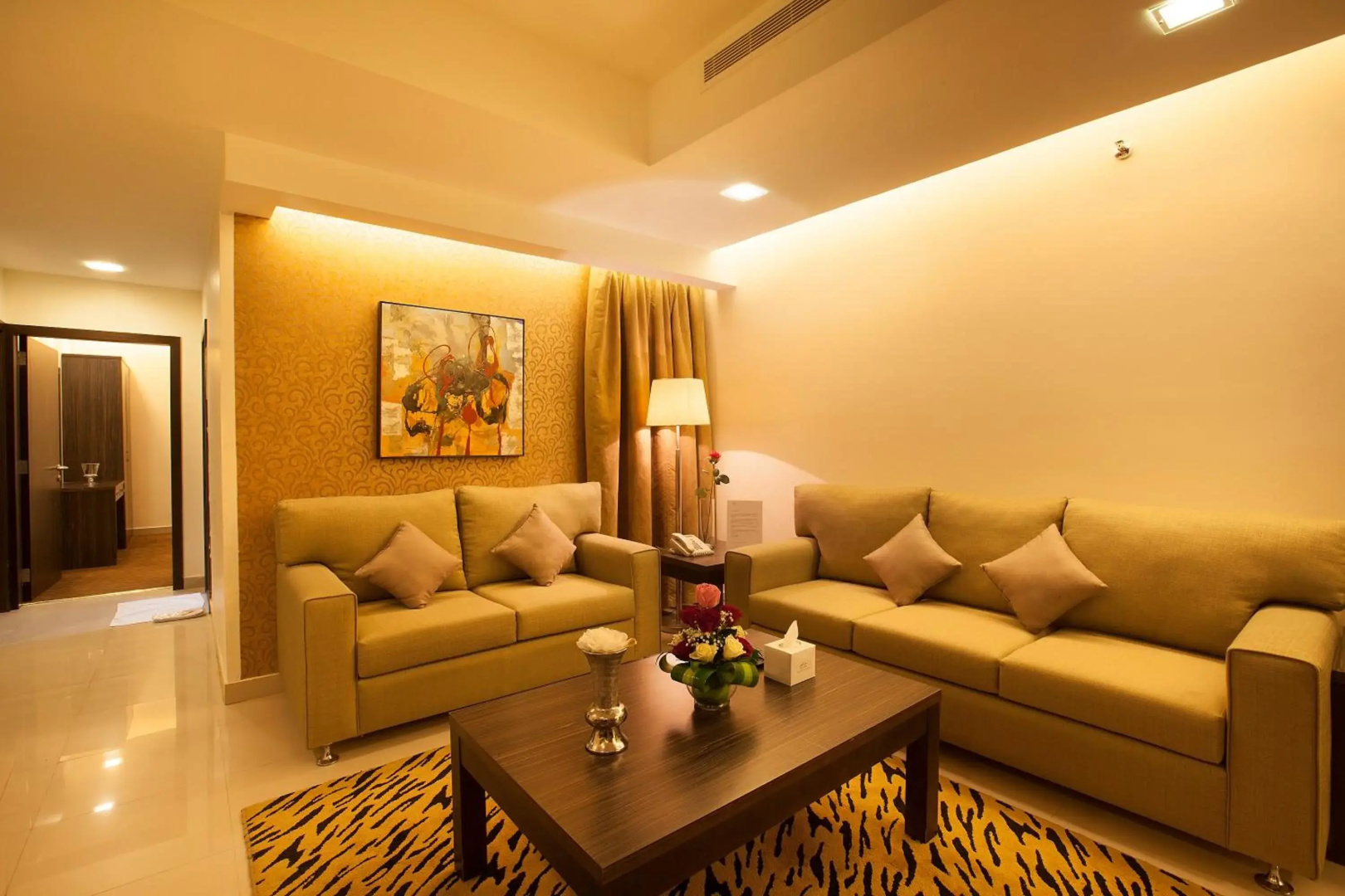 Watheer Hotel Suite