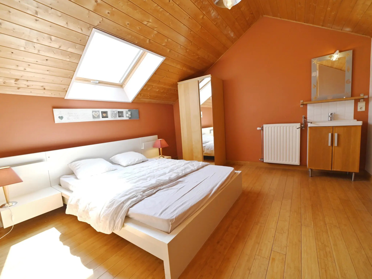 Spacious holiday home for 12 adults and 3 children with sauna / private pool