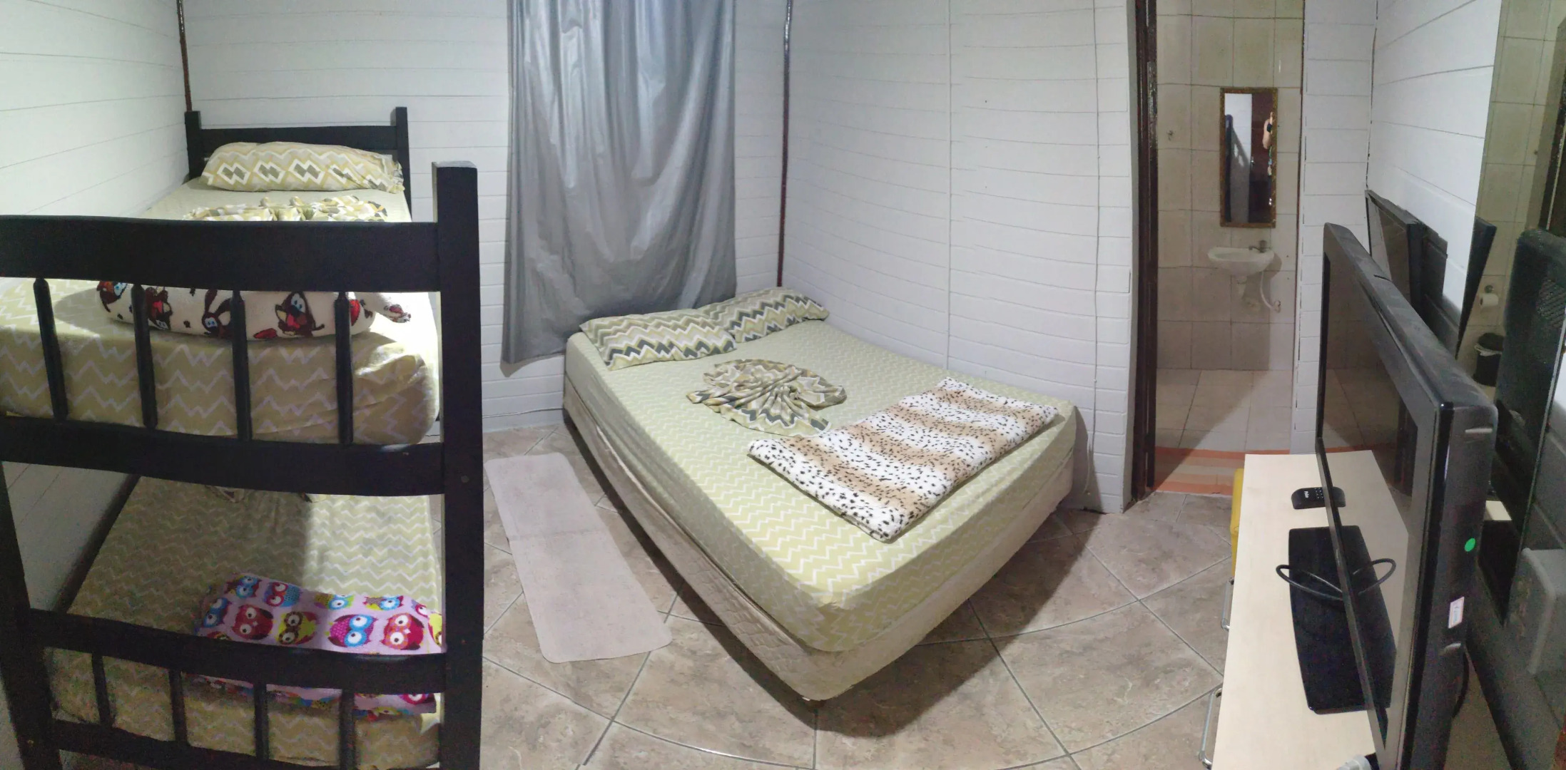 Pousada Alojaki Hostel