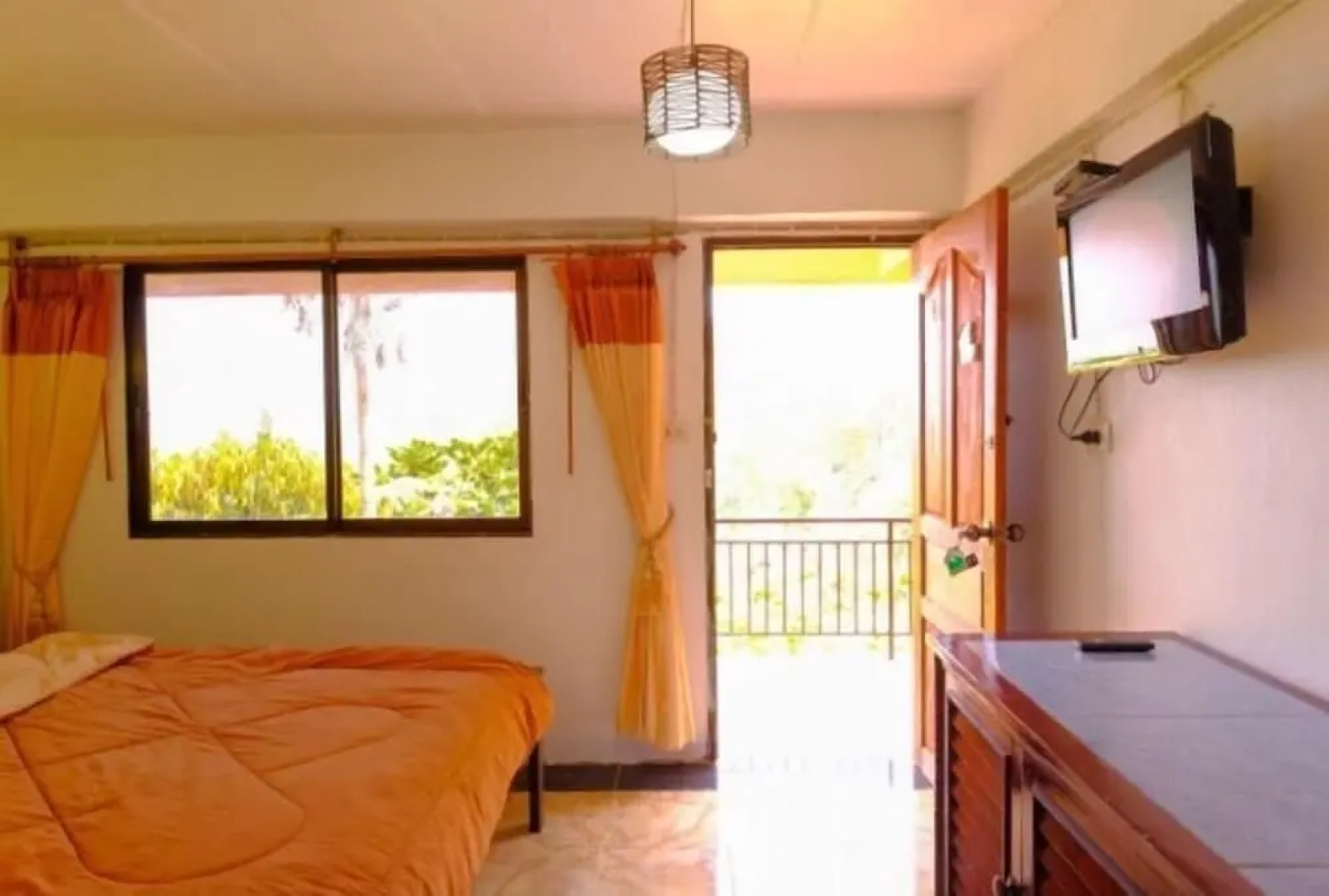 Baan Rabiengfah resort