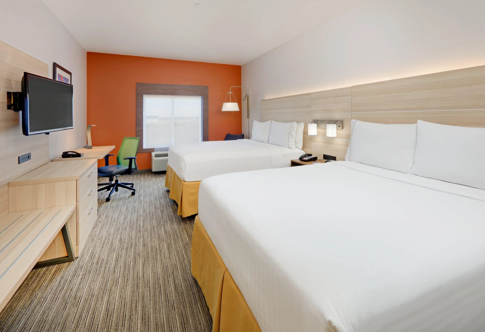 Holiday Inn Express Hotel & Suites Burleson/Ft. Worth by IHG