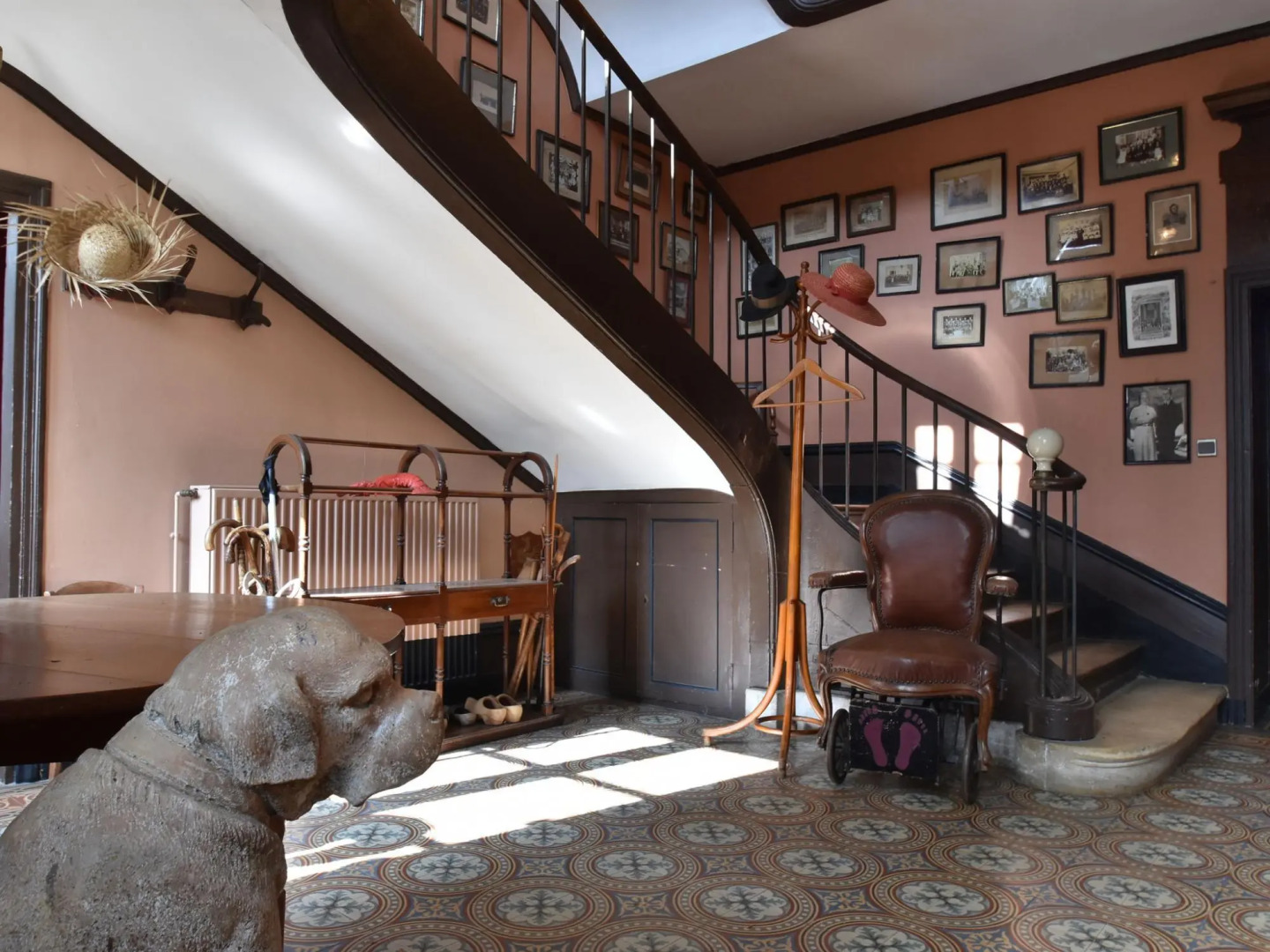 Vintage Mansion in Saint-aubin-sur-loire With Pool