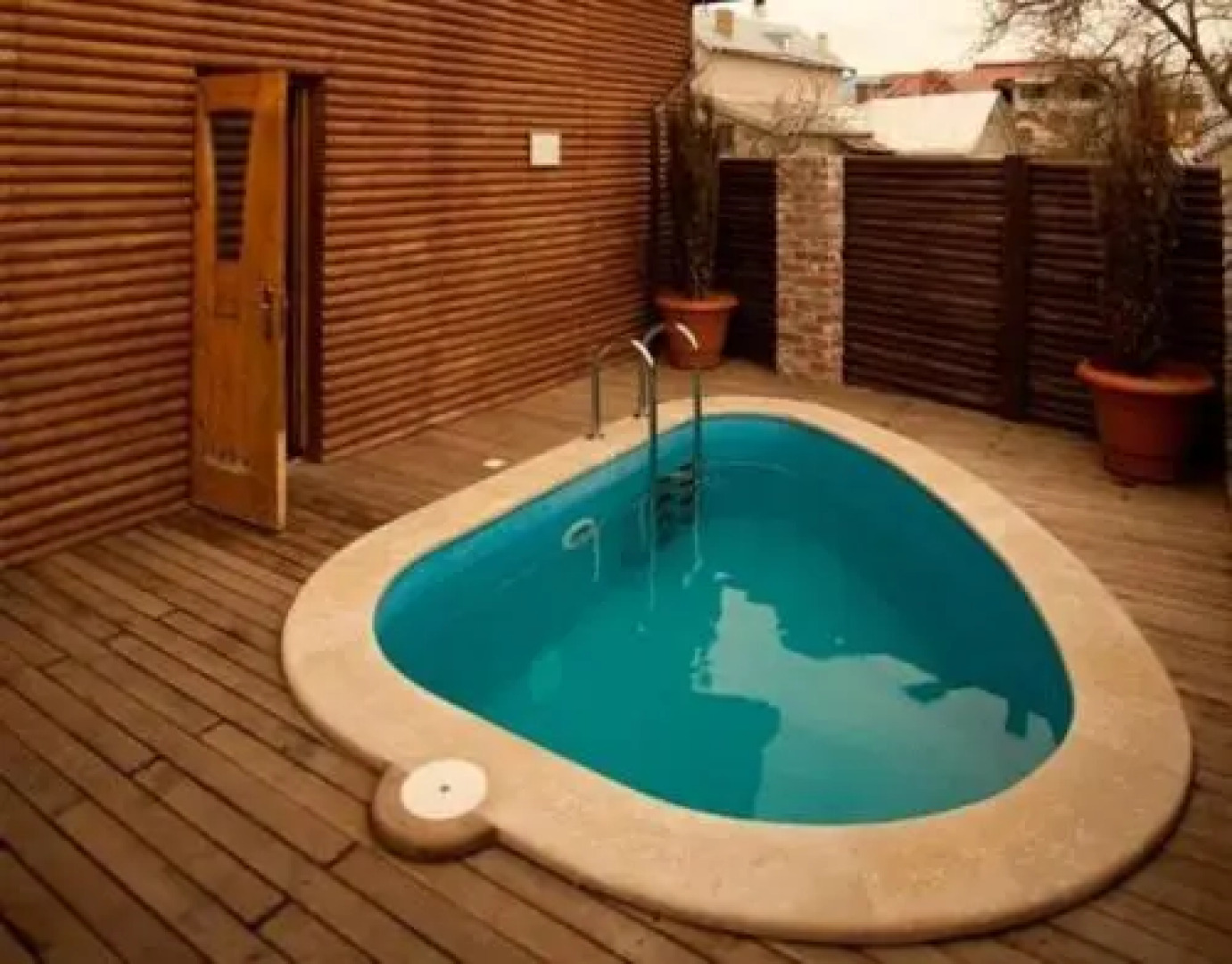 Отель «Галактика»