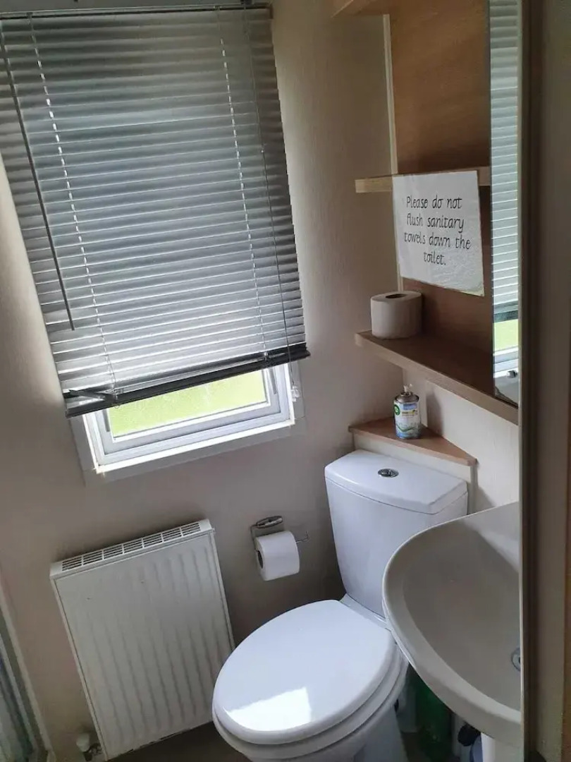 Stunning 3-bed Caravan in Clacton-on-sea