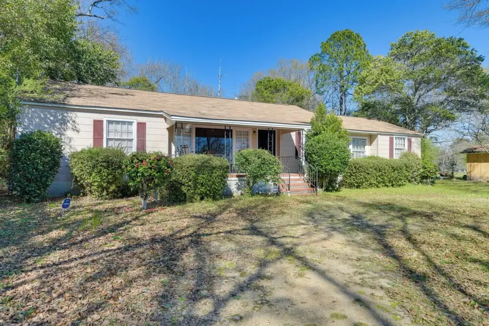 Spacious Retreat, 2 Miles to Tuskegee University