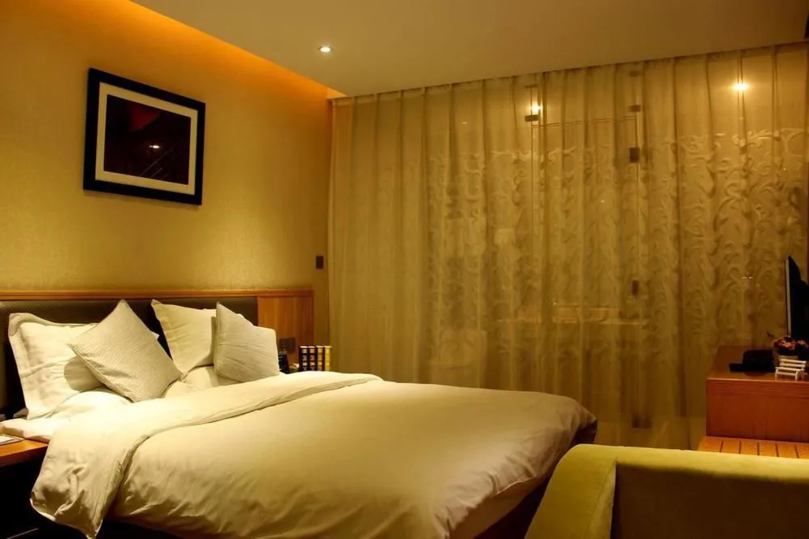 Anxi Luxiang Fashion Hotel