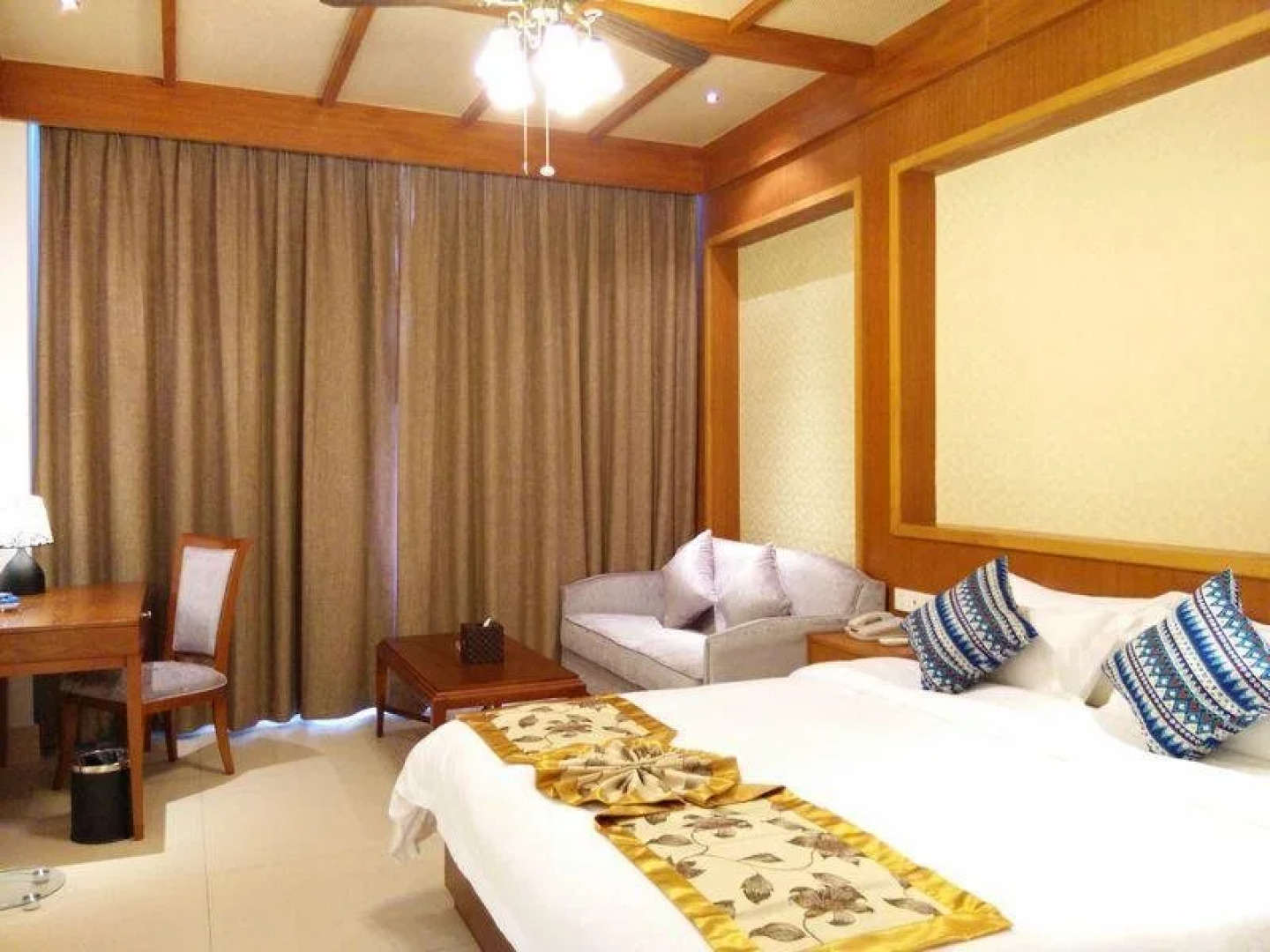 Chinese International Seven Saints SPA Hotel Baoting