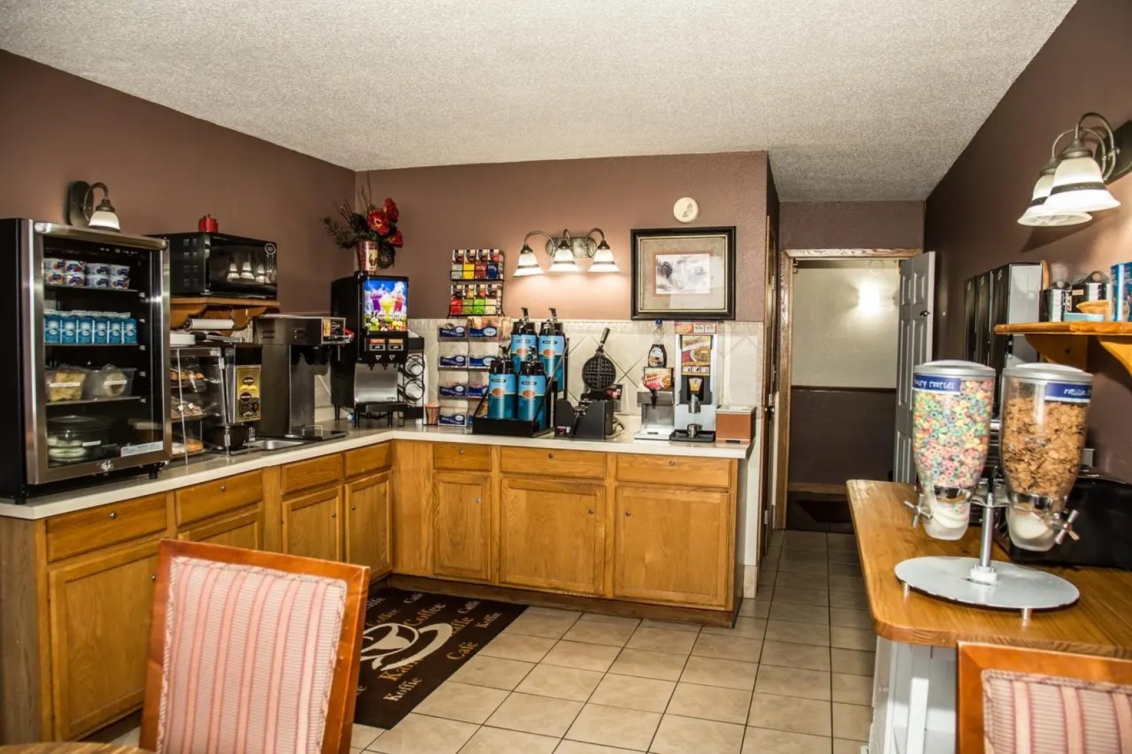 Americas Best Value Inn & Suites Detroit Lakes