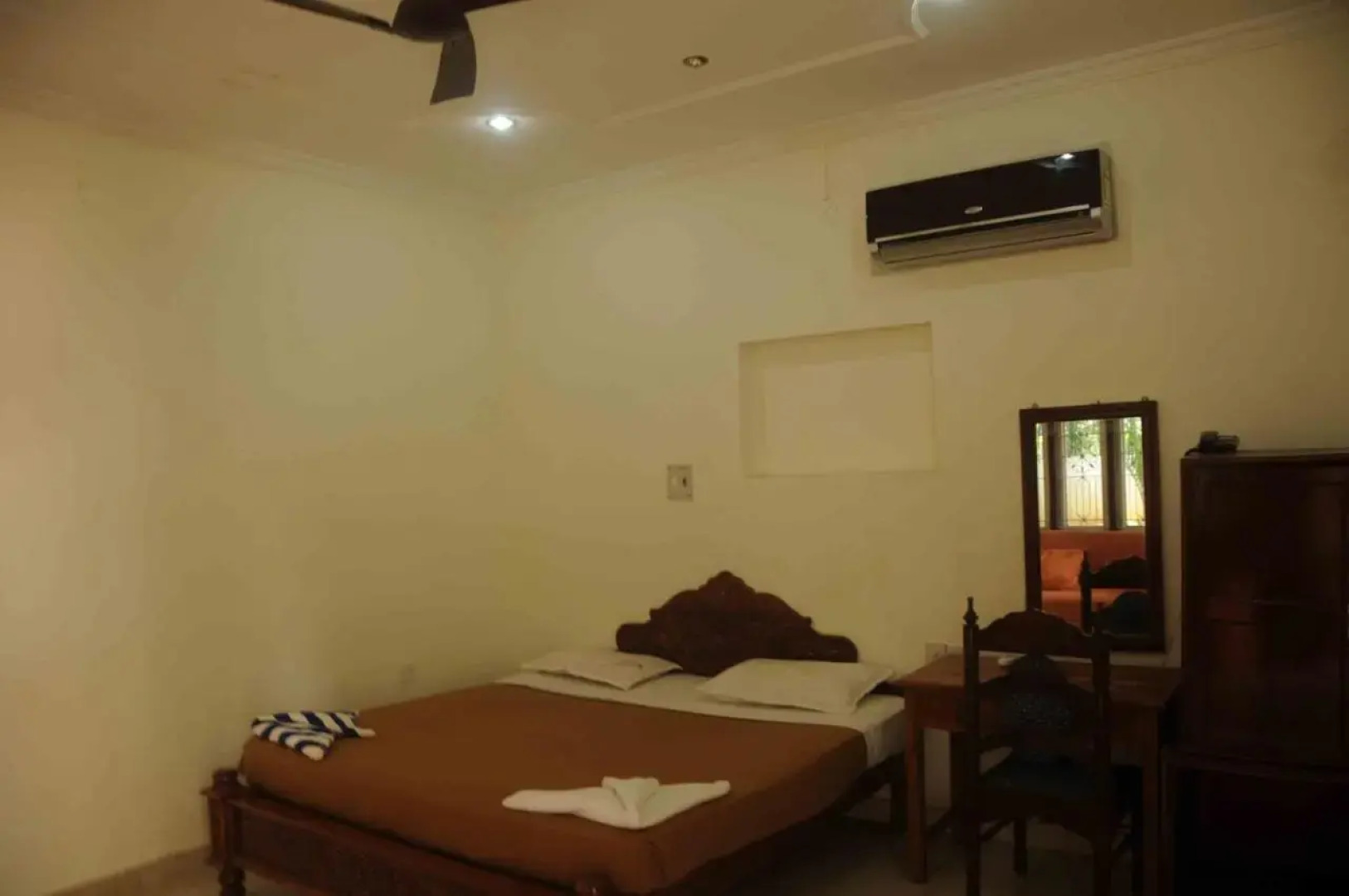 Raja Park Beach Resort