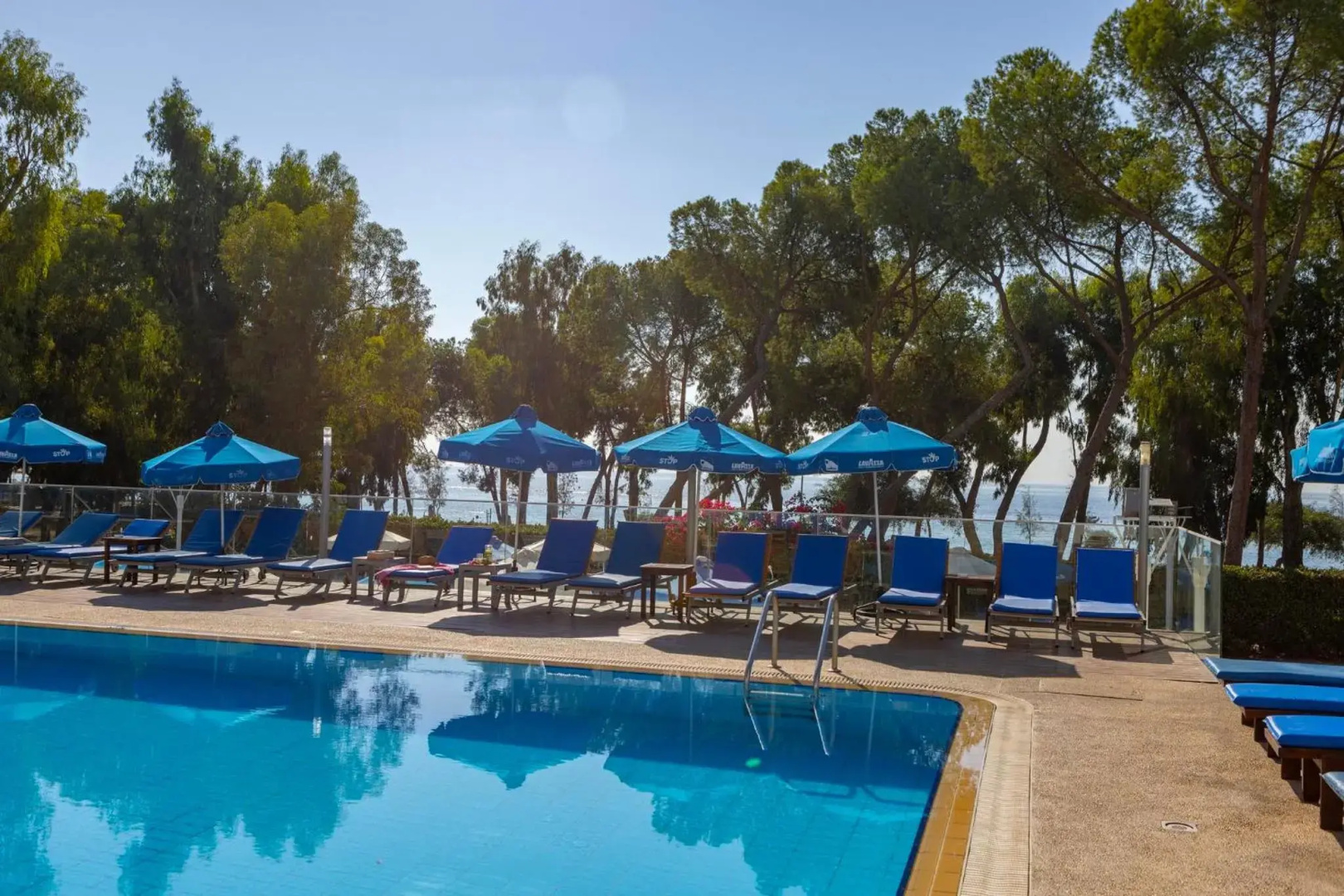 Park Beach Hotel