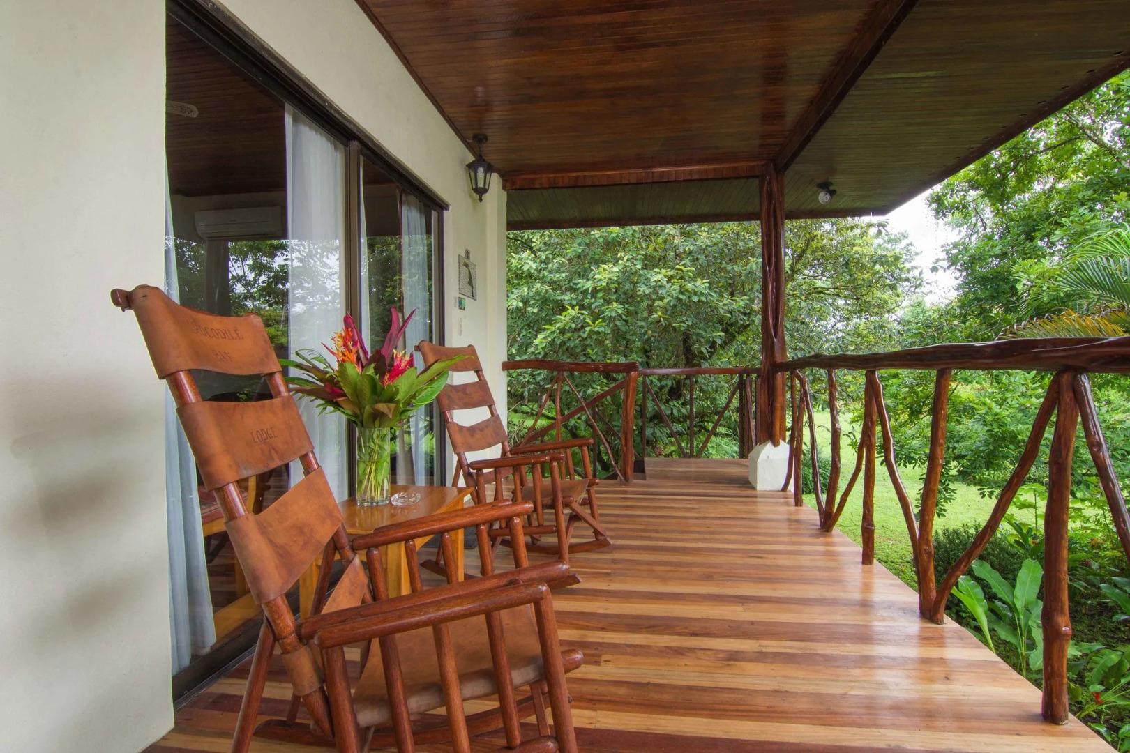 Crocodile Bay Resort