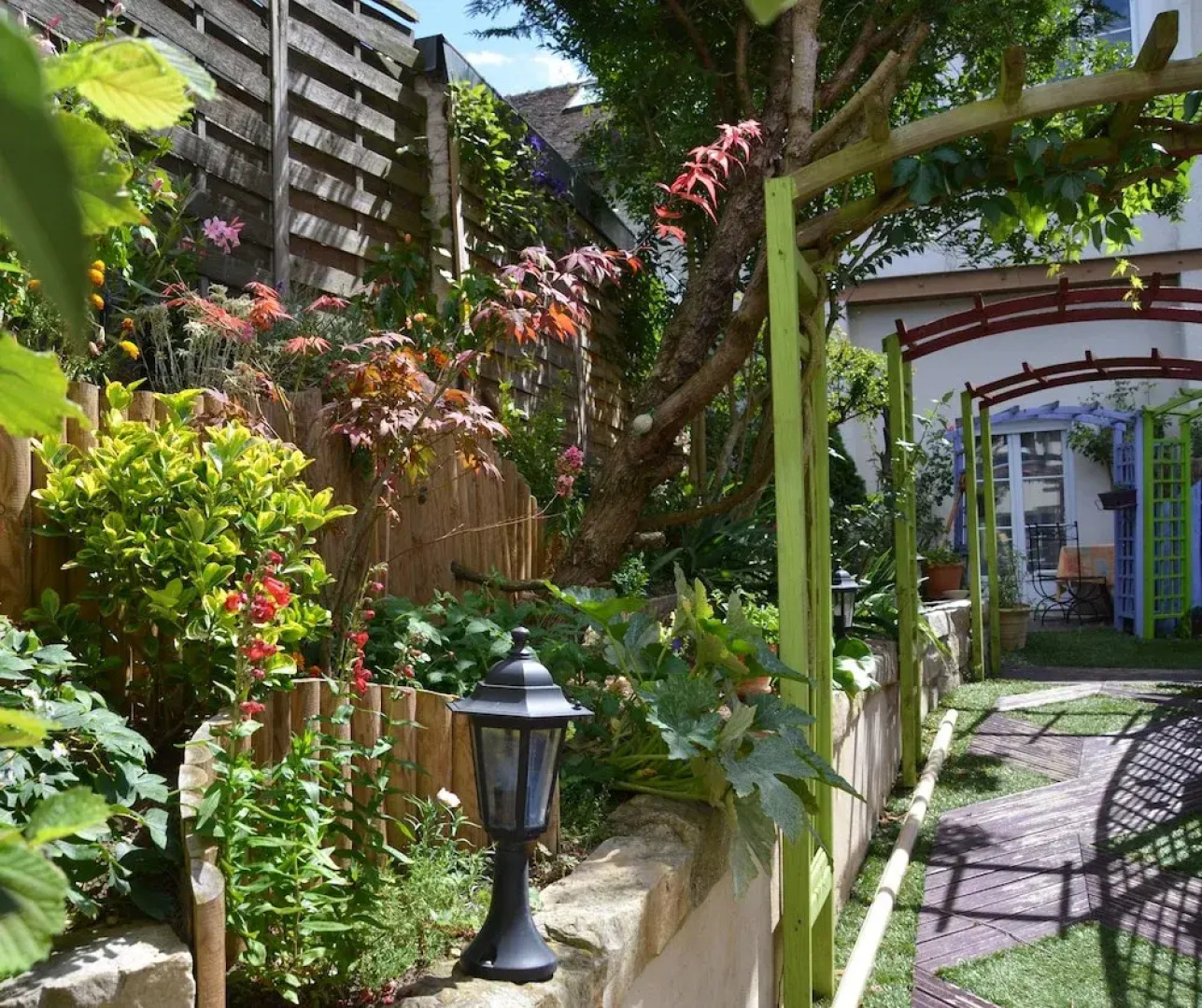 Châteaux Demeures Hôtels     Le Cheval Noir