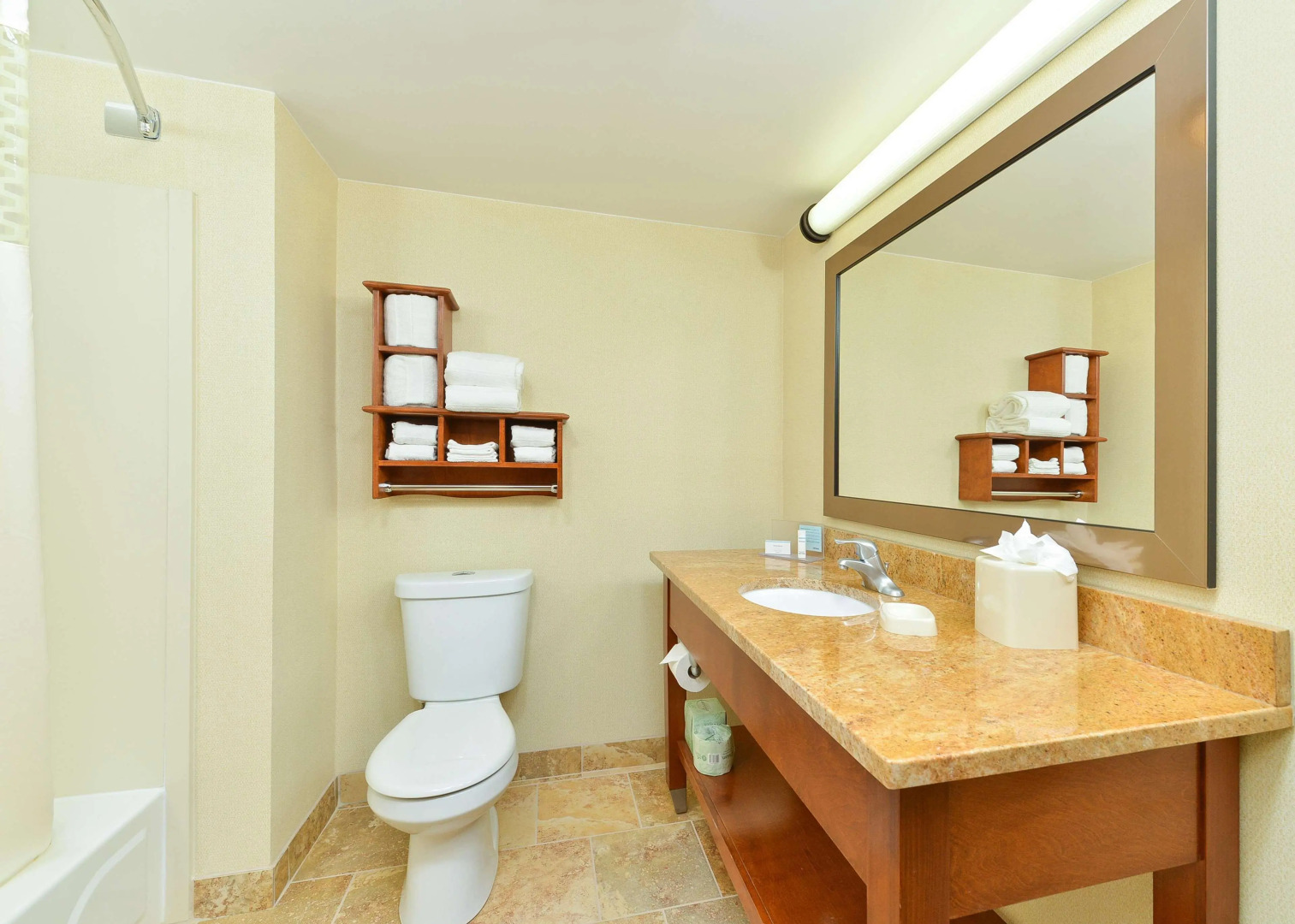 Hampton Inn Chicago-Carol Stream