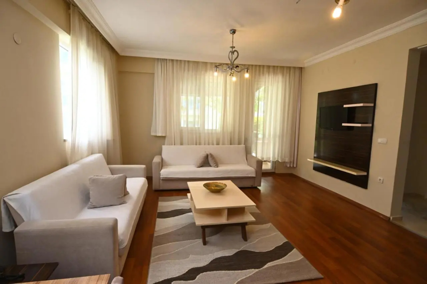 Sarot Thermal Vadi Tatil Koyu