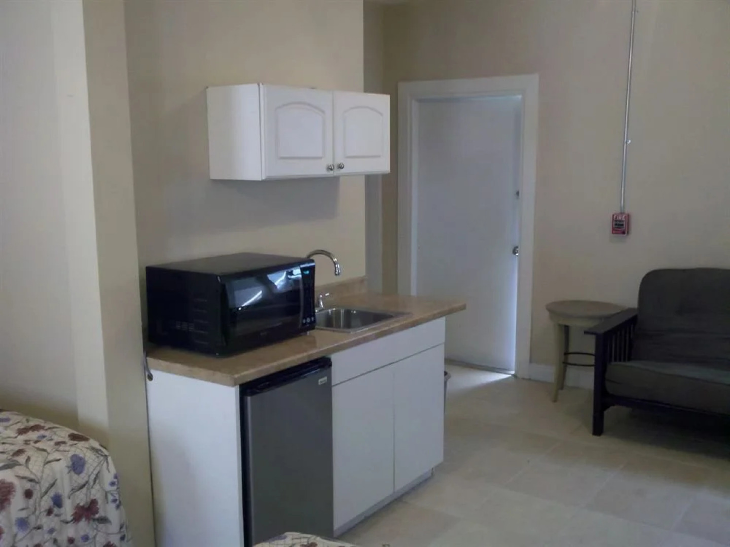 Historic Tavernier Inn Hotel