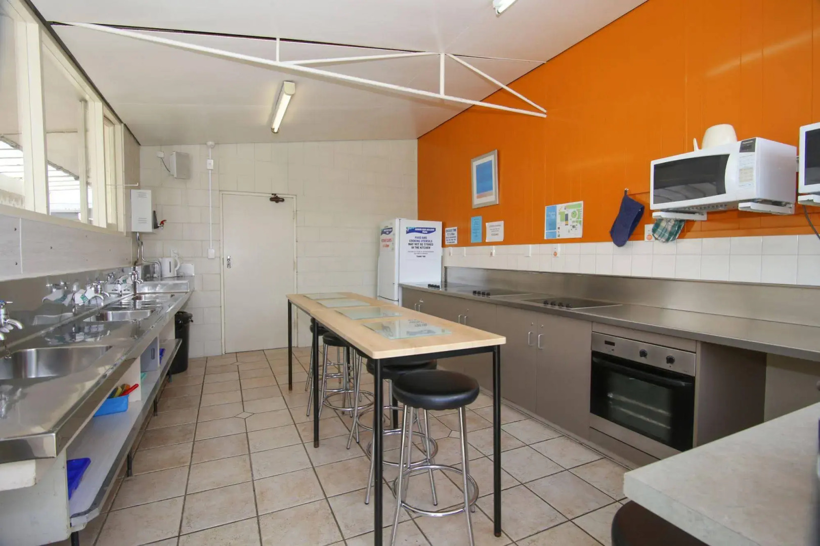 Amber Kiwi Holiday Park & Motel