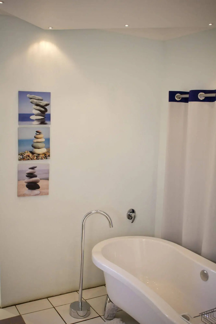 Villa Mexicana Guesthouse