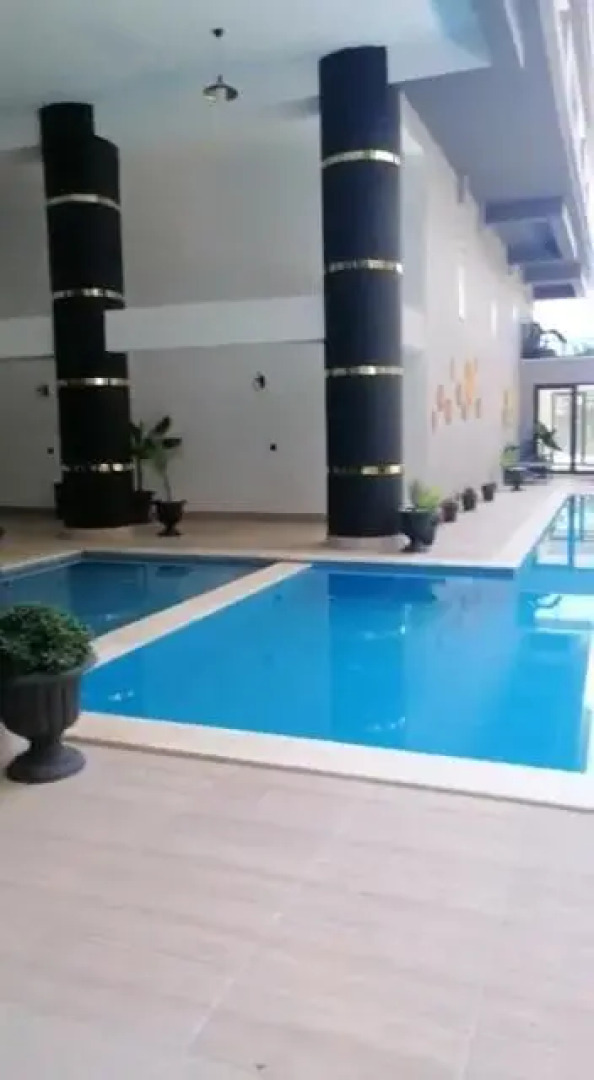 Havuz spor hamam cocukoyunalanı imkanı sunan konut