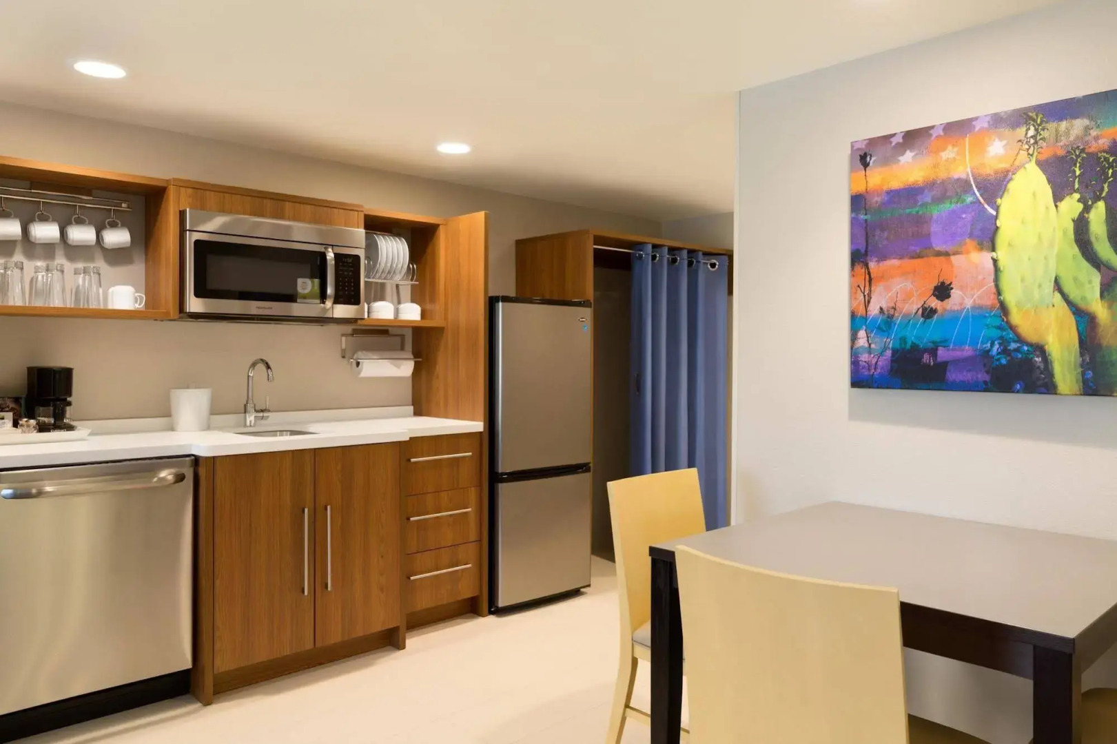 Home2 Suites by Hilton Glendale - Westgate