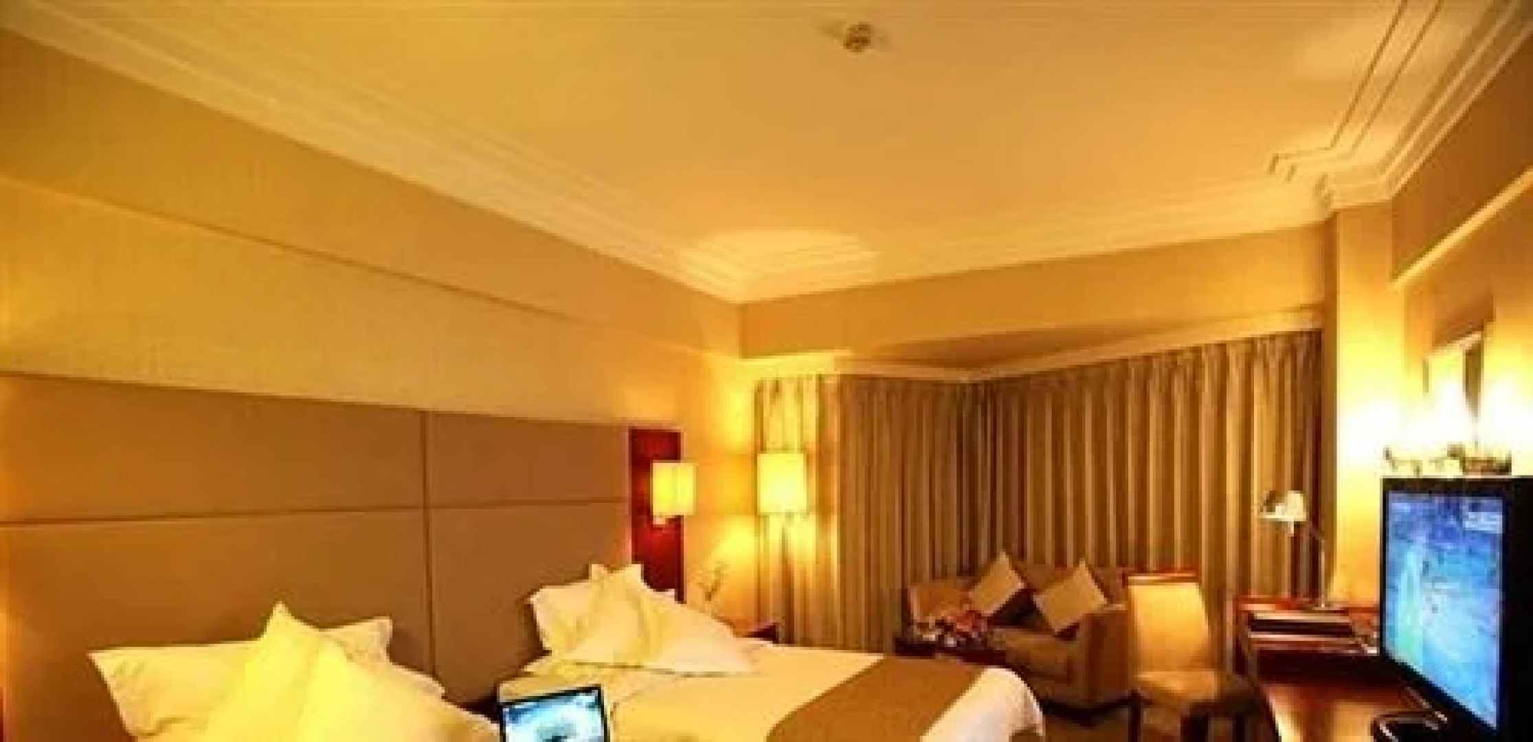 Yingkou Gangfeng Hotel