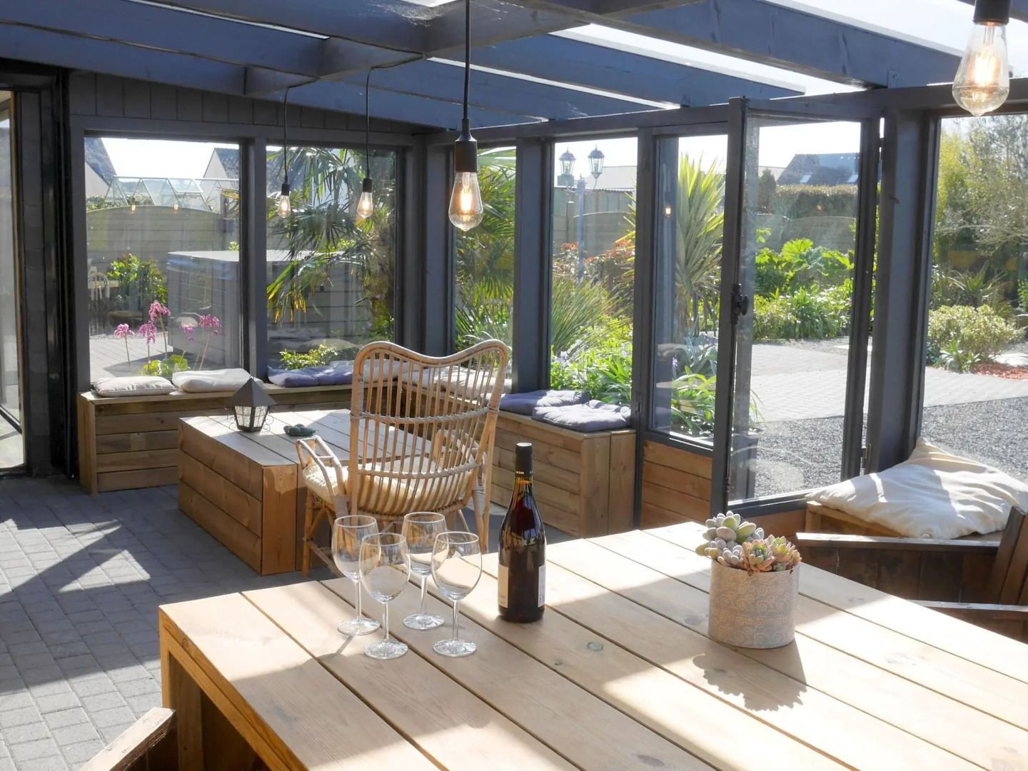 Holiday Home With Jacuzzi, Guisseny