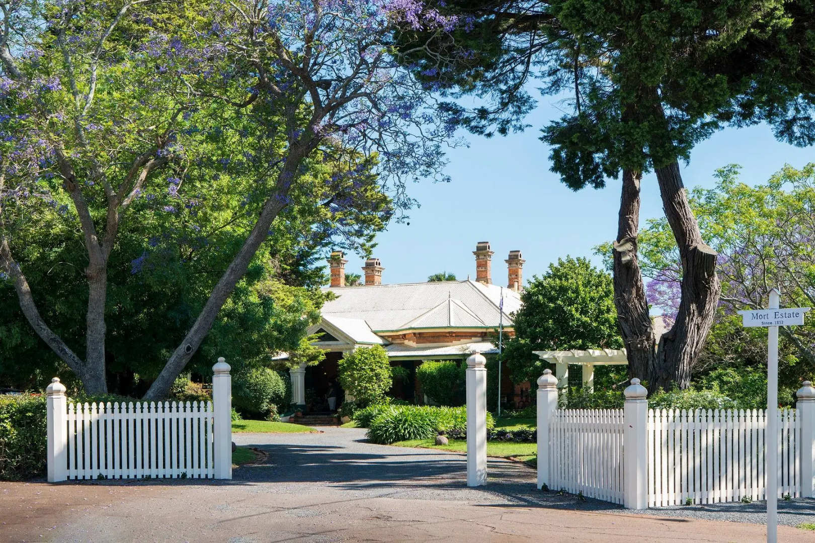 Vacy Hall Historic Guesthouse