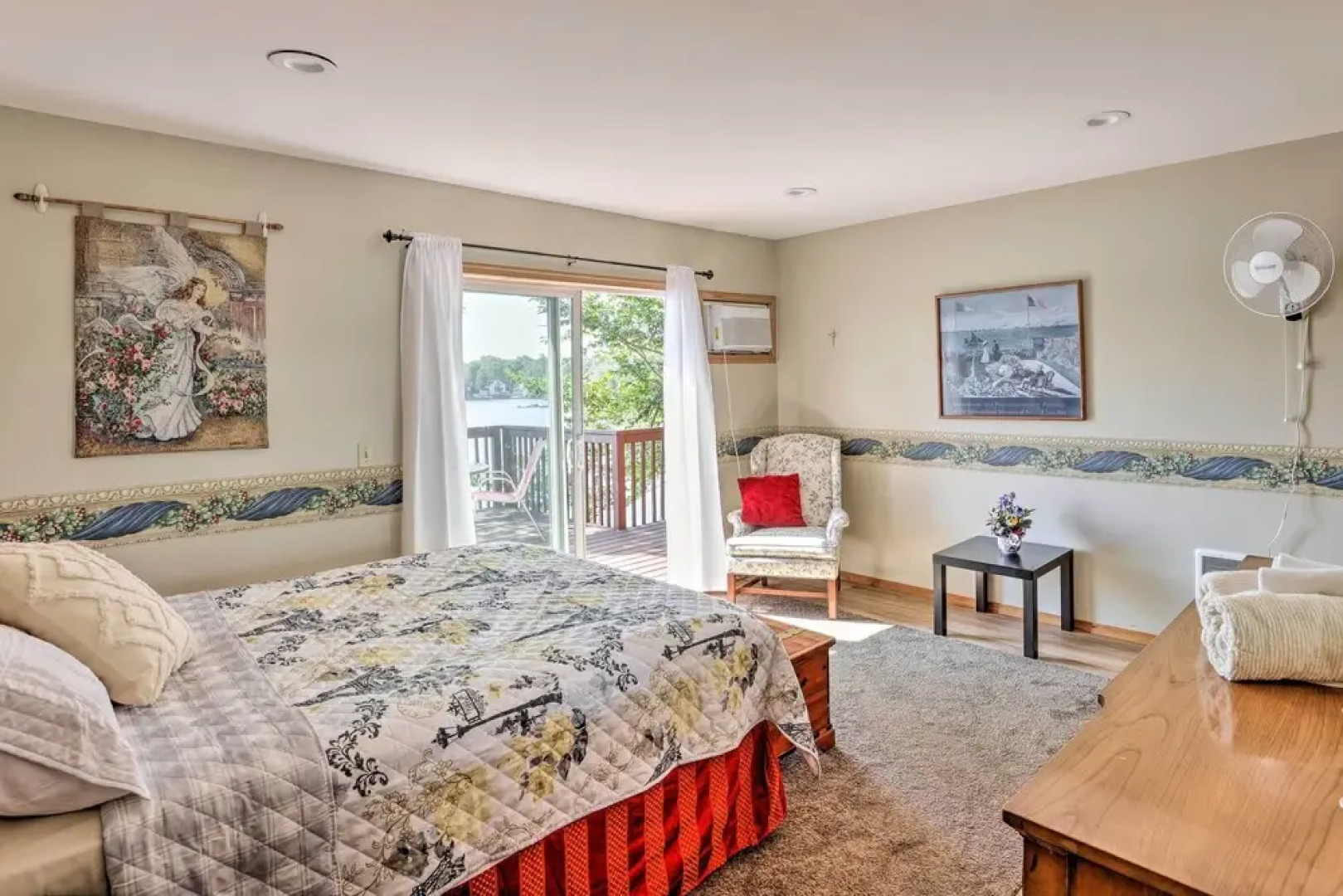 Lakefront Retreat w/ Dock & Yard in Tobyhanna!