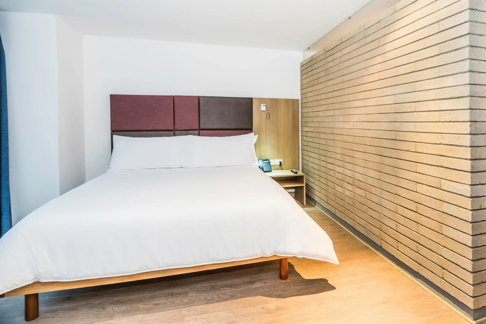 Viaggio Teleport Suites