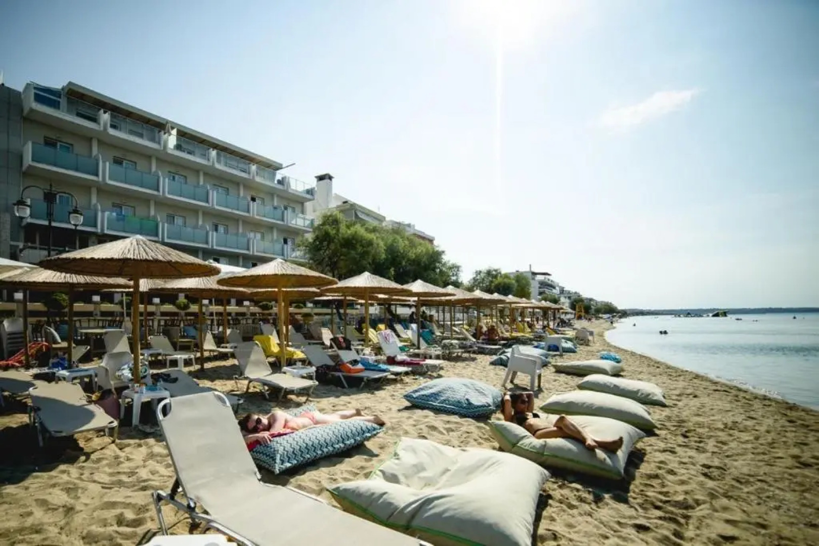 Apartment 100 square meters in perea 40 meters away from the sea