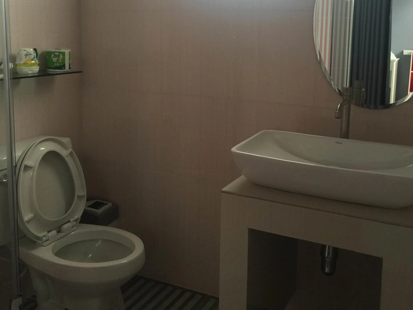 One Beat Vintage & Bistro