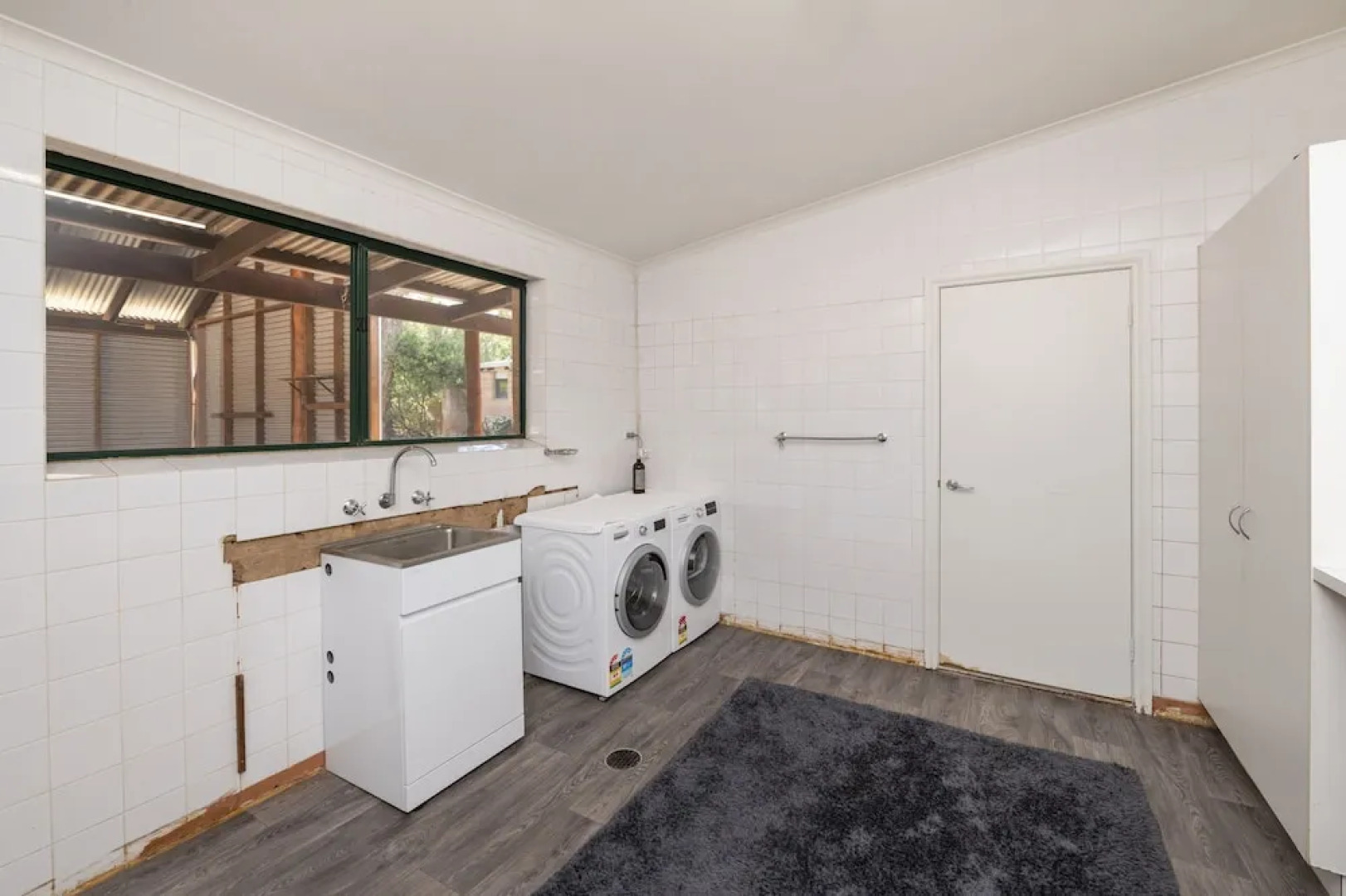 Island Brook Estate Vineyard and Chalets