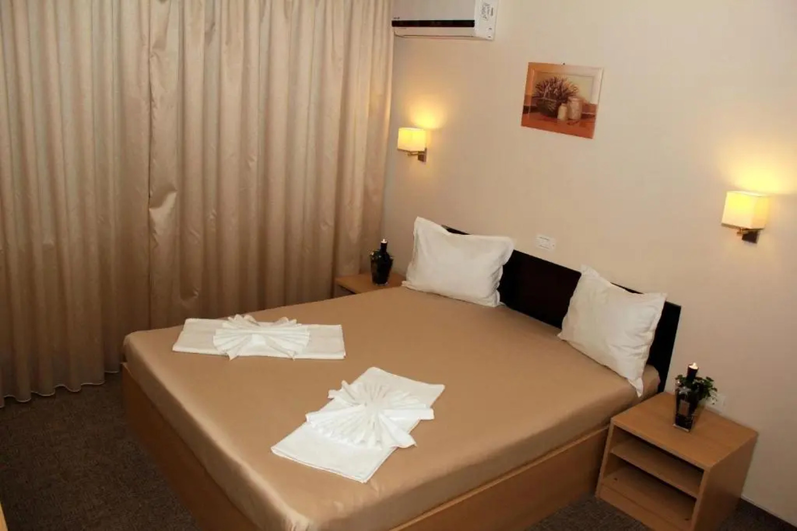 Hotel Flora