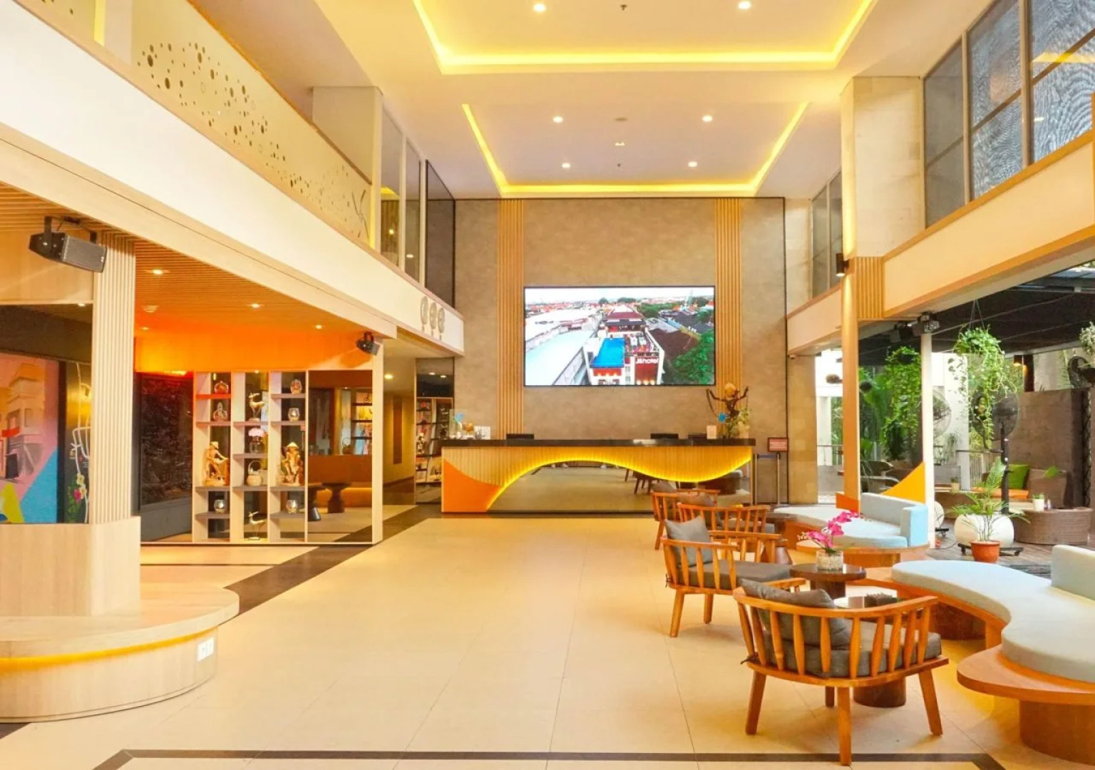 J4 Hotels Legian