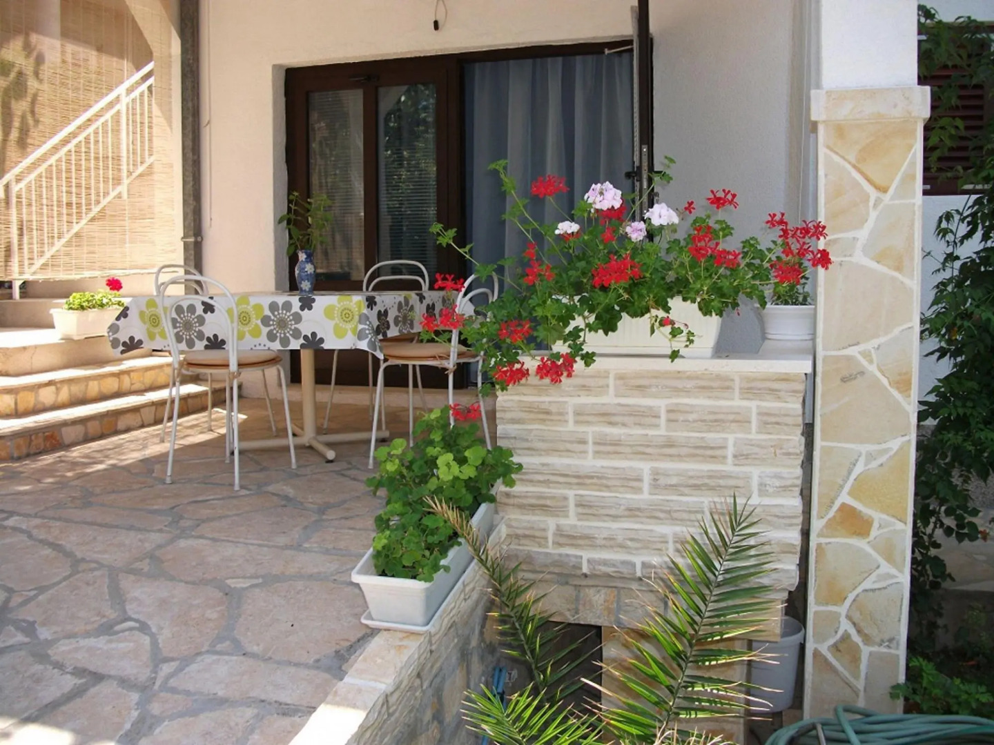 Dusko - Free Parking - A1